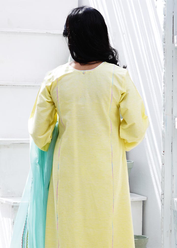 Zar Daffodils Embroidered Shirt Women 1pcs