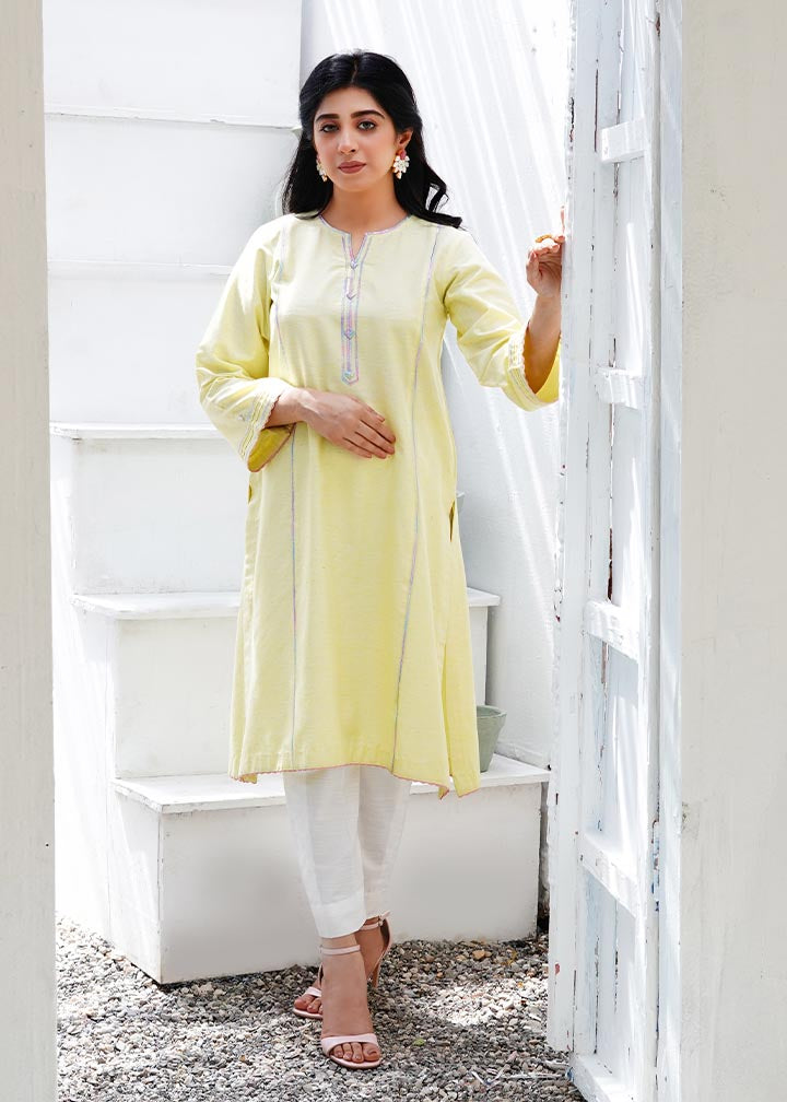 Zar Daffodils Embroidered Shirt Women 1pcs