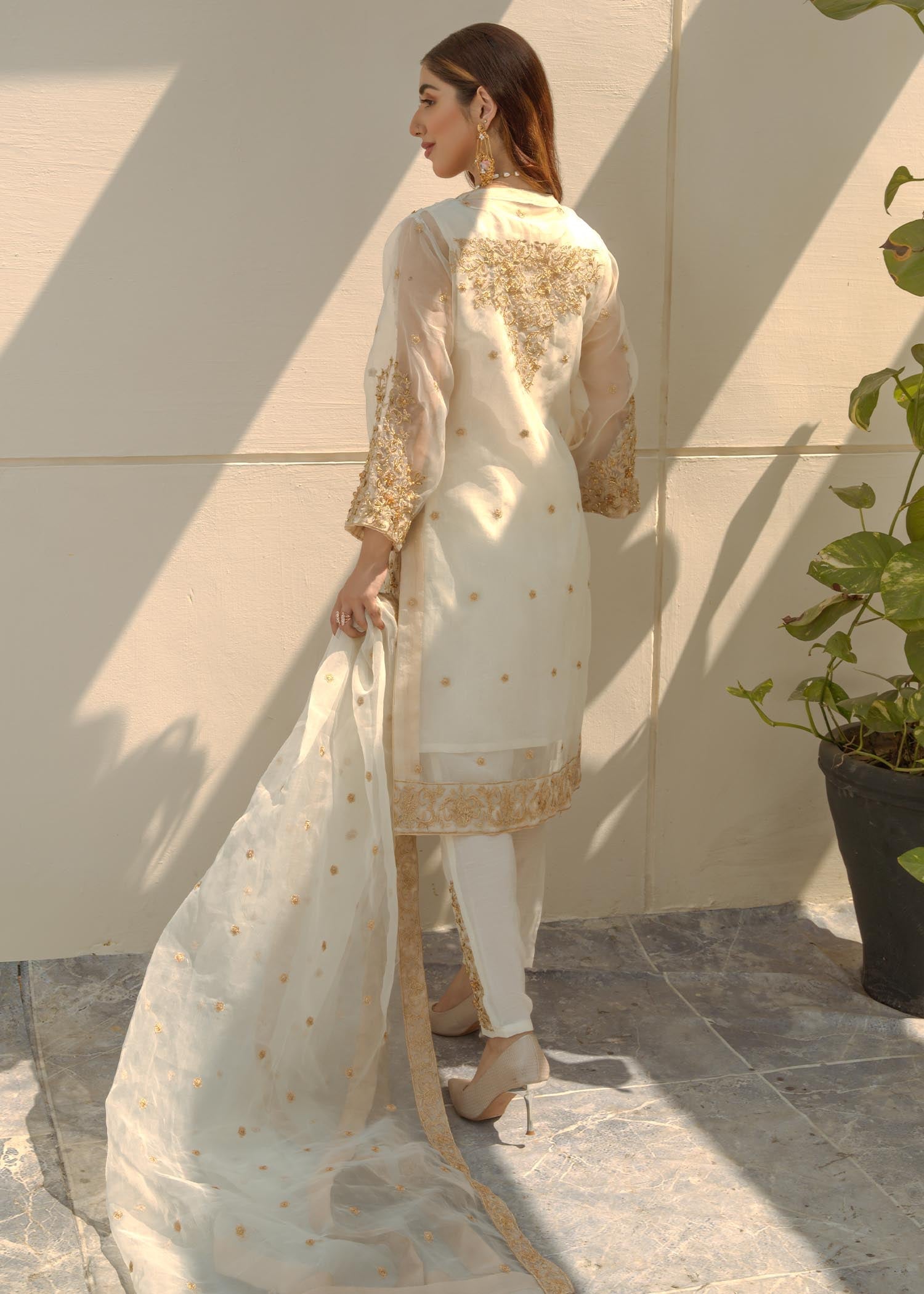 Laleen Ivory Jewel Women 4pcs