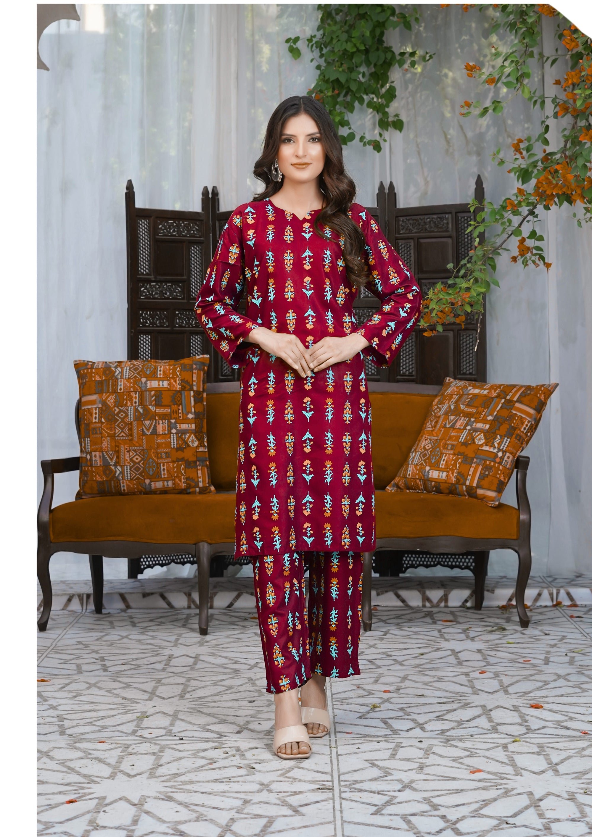 Hamna Kalim small flower maroon 3d two piece Women 2pcs