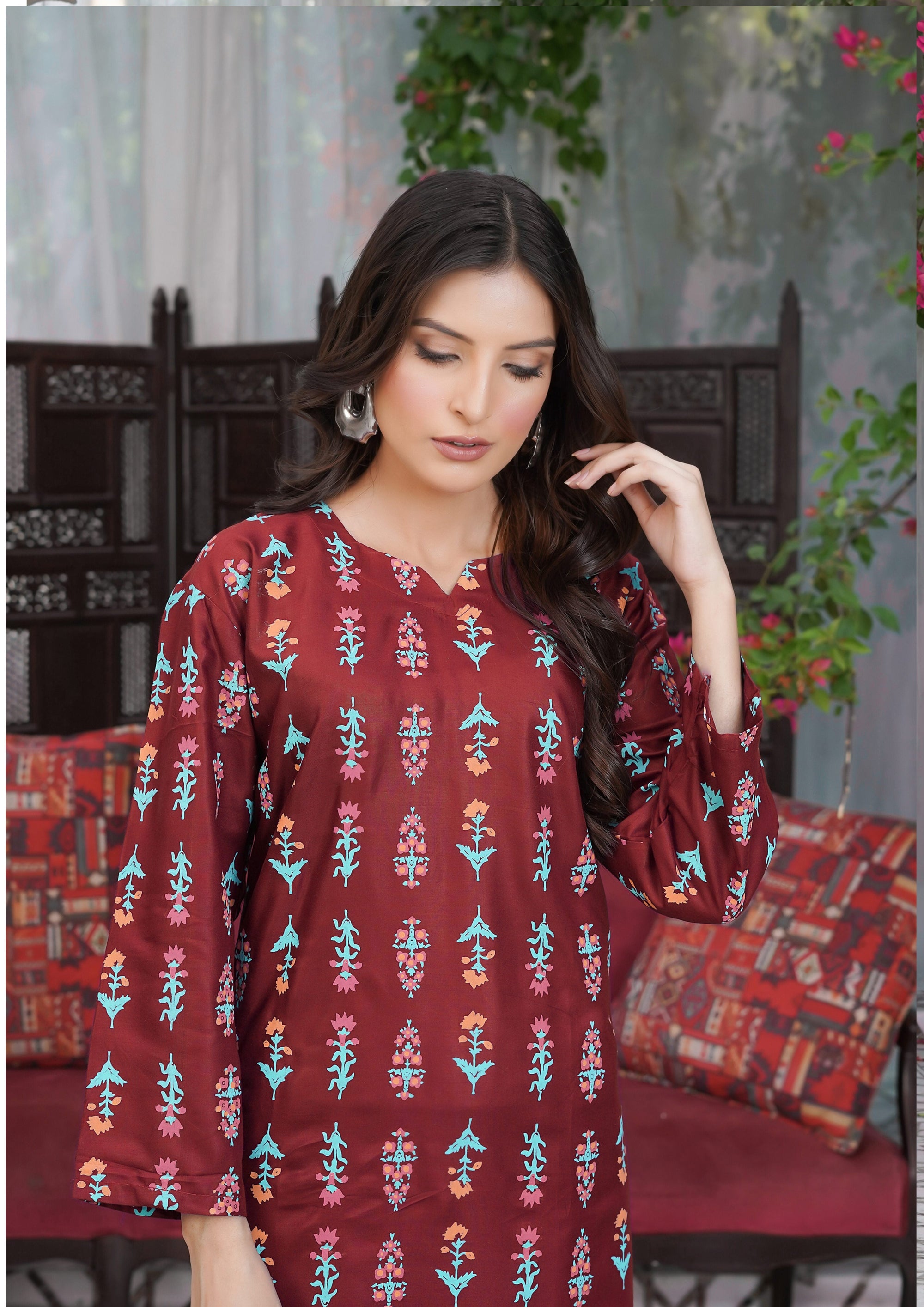 Hamna Kalim small flower maroon 3d two piece Women 2pcs