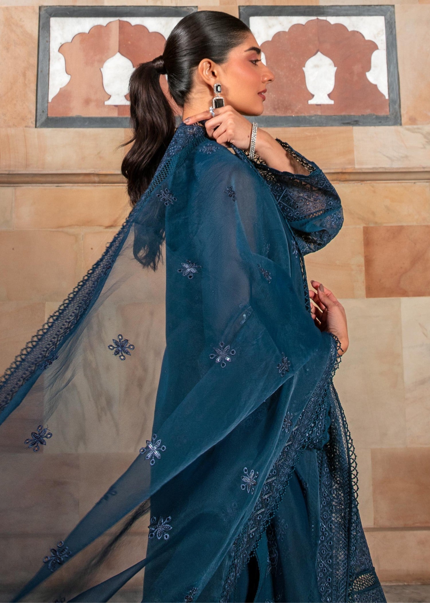 Zeen Stitched Embroidered Chiffon Suit WIM34108 Women 3pcs