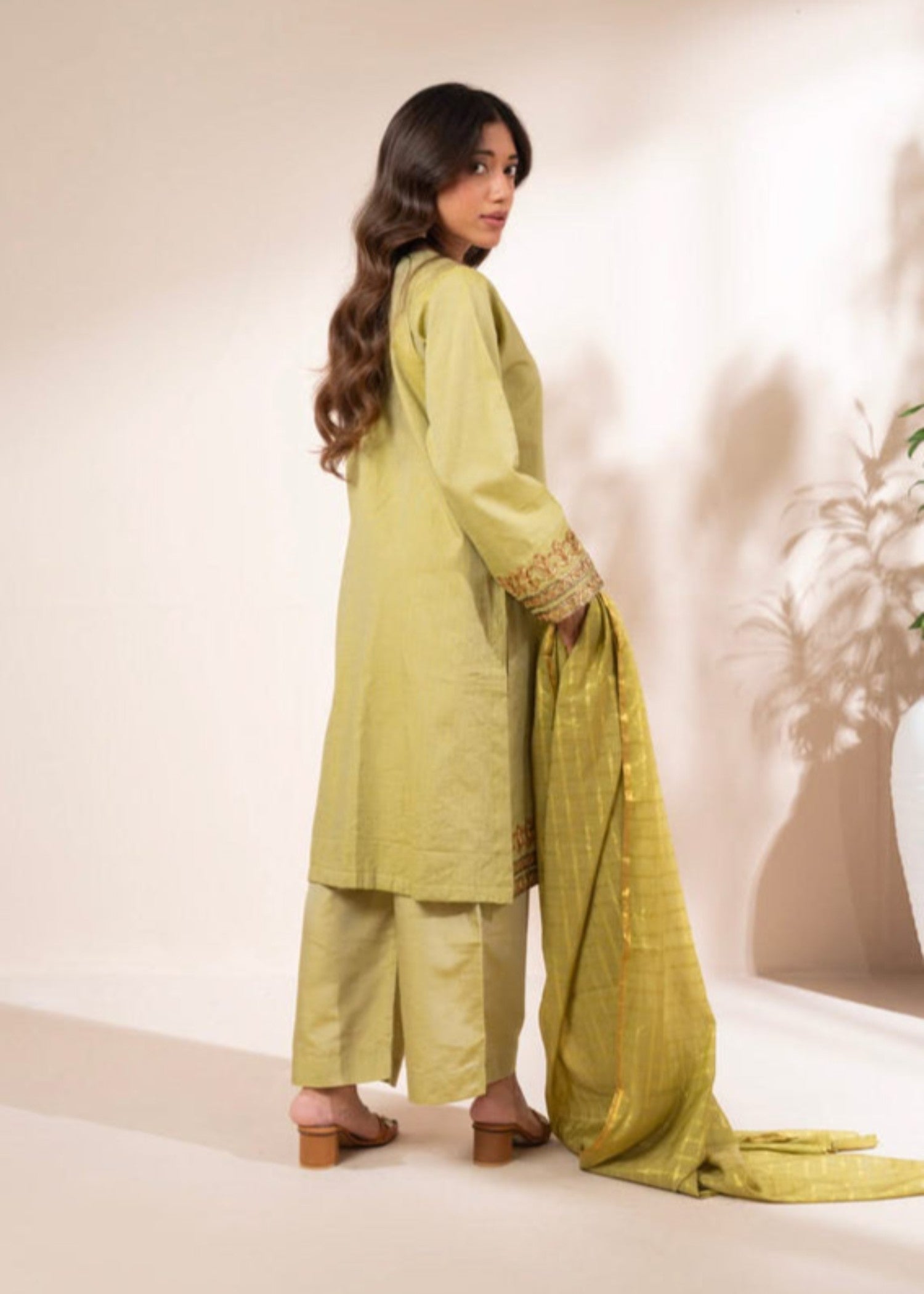 Alkaram Studio GFSU5967 Women 3pcs