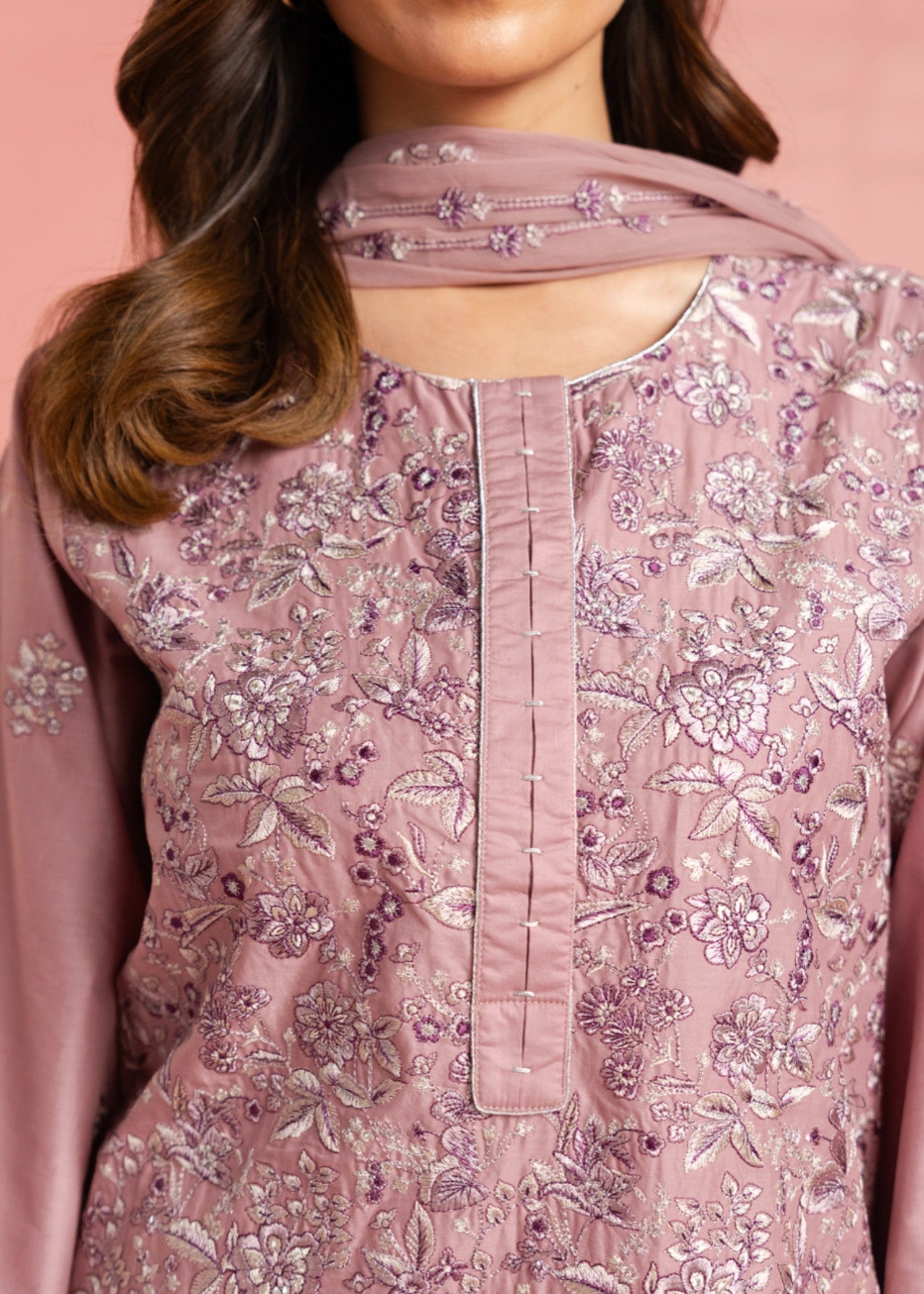 Alkaram Studio GFSU6106 Women 3pcs