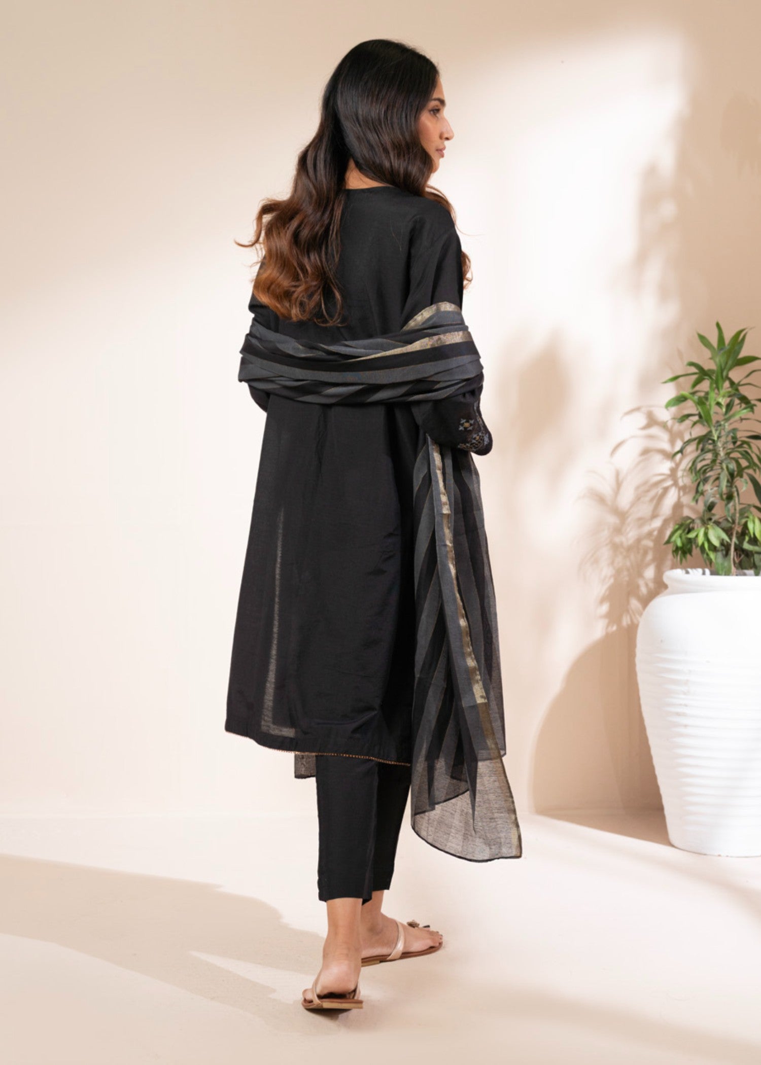 Alkaram Studio GFSU6125 Women 3pcs