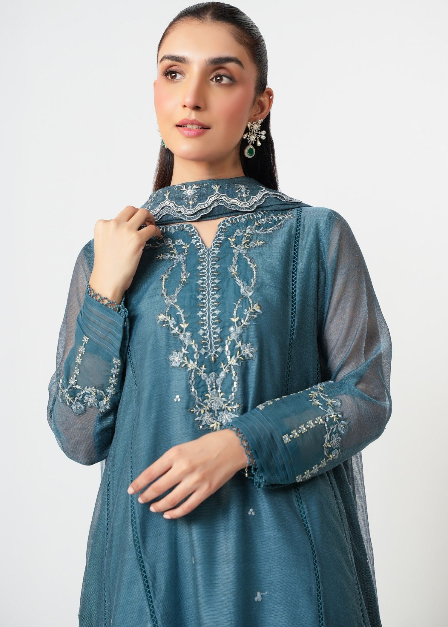 Zeen Stitched Embroidered Khaddi Suit WZM35146 Women 3pcs