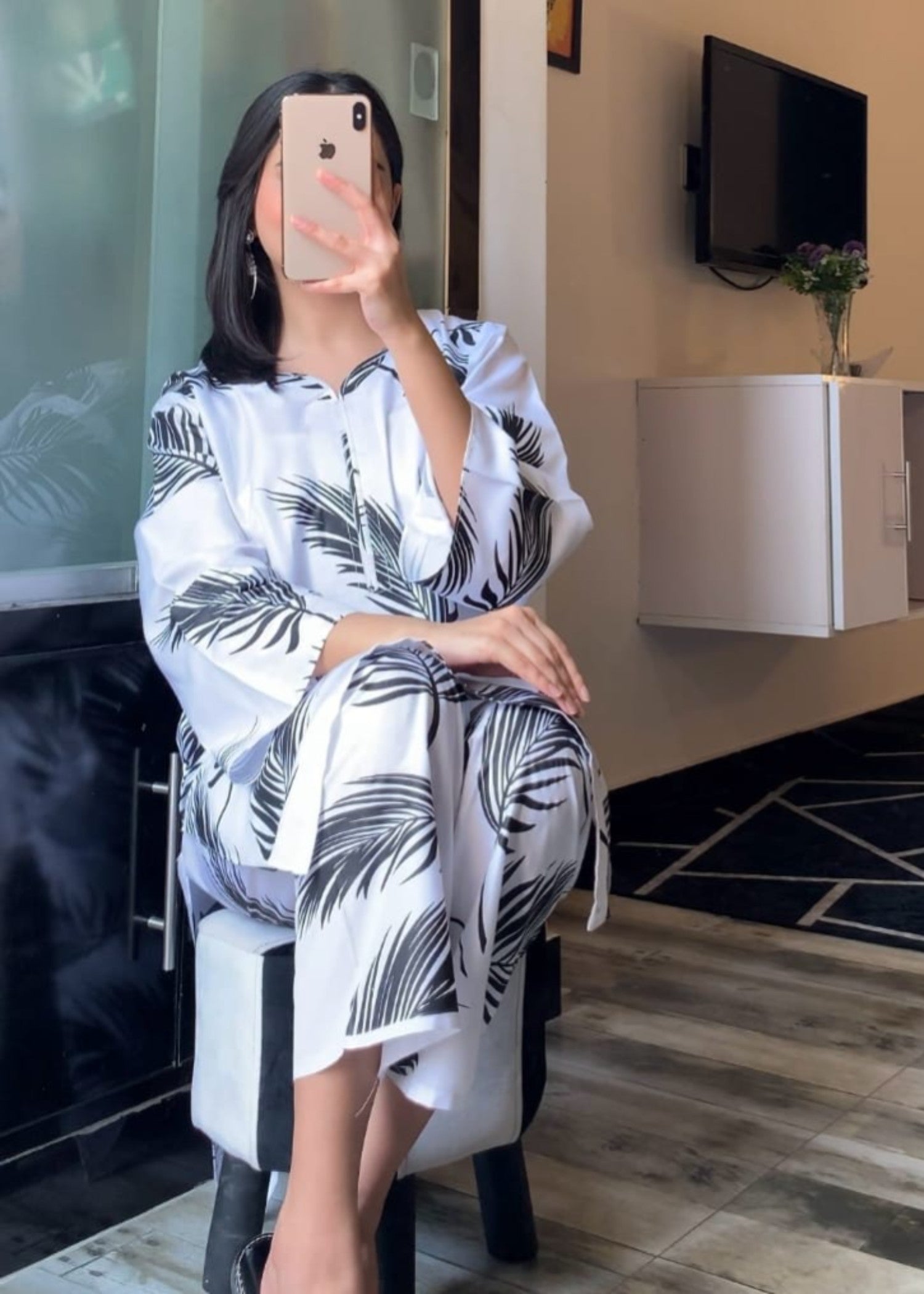 Anabya Garments BigWhiteLeaf Women 2pcs