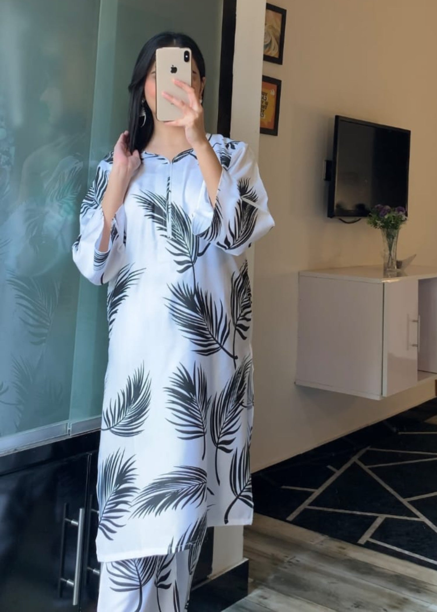 Anabya Garments BigWhiteLeaf Women 2pcs