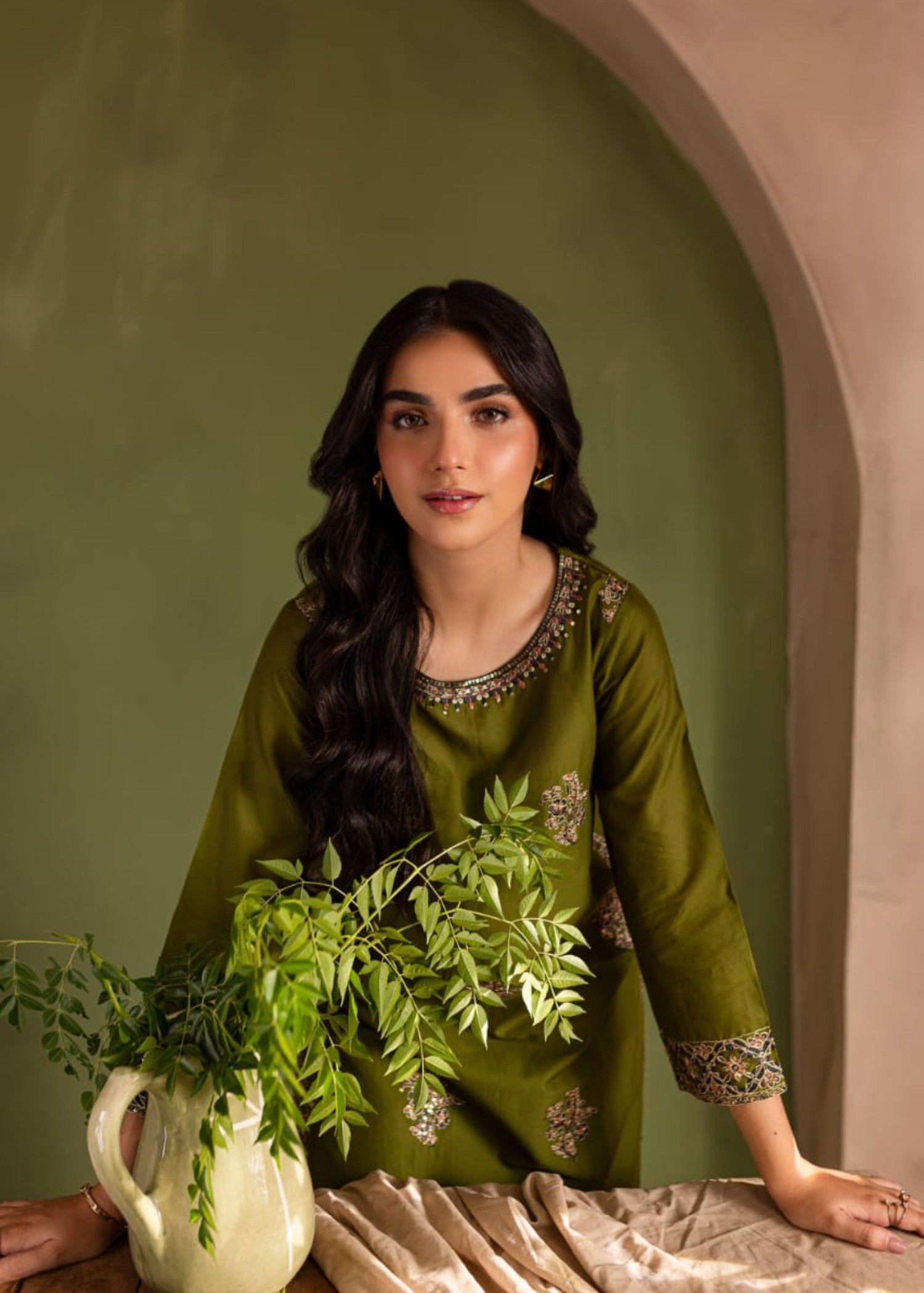 Shehroz Fashion CHANDNI RESHAM LAWN DRESS Women 2pcs