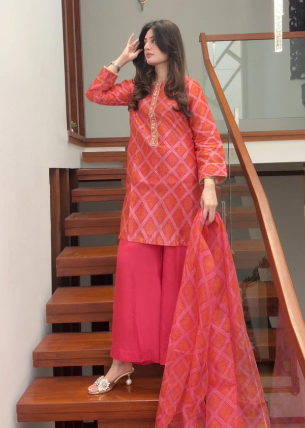 Zarah&Sarah chunri silk with hand embroidery Women 3pcs