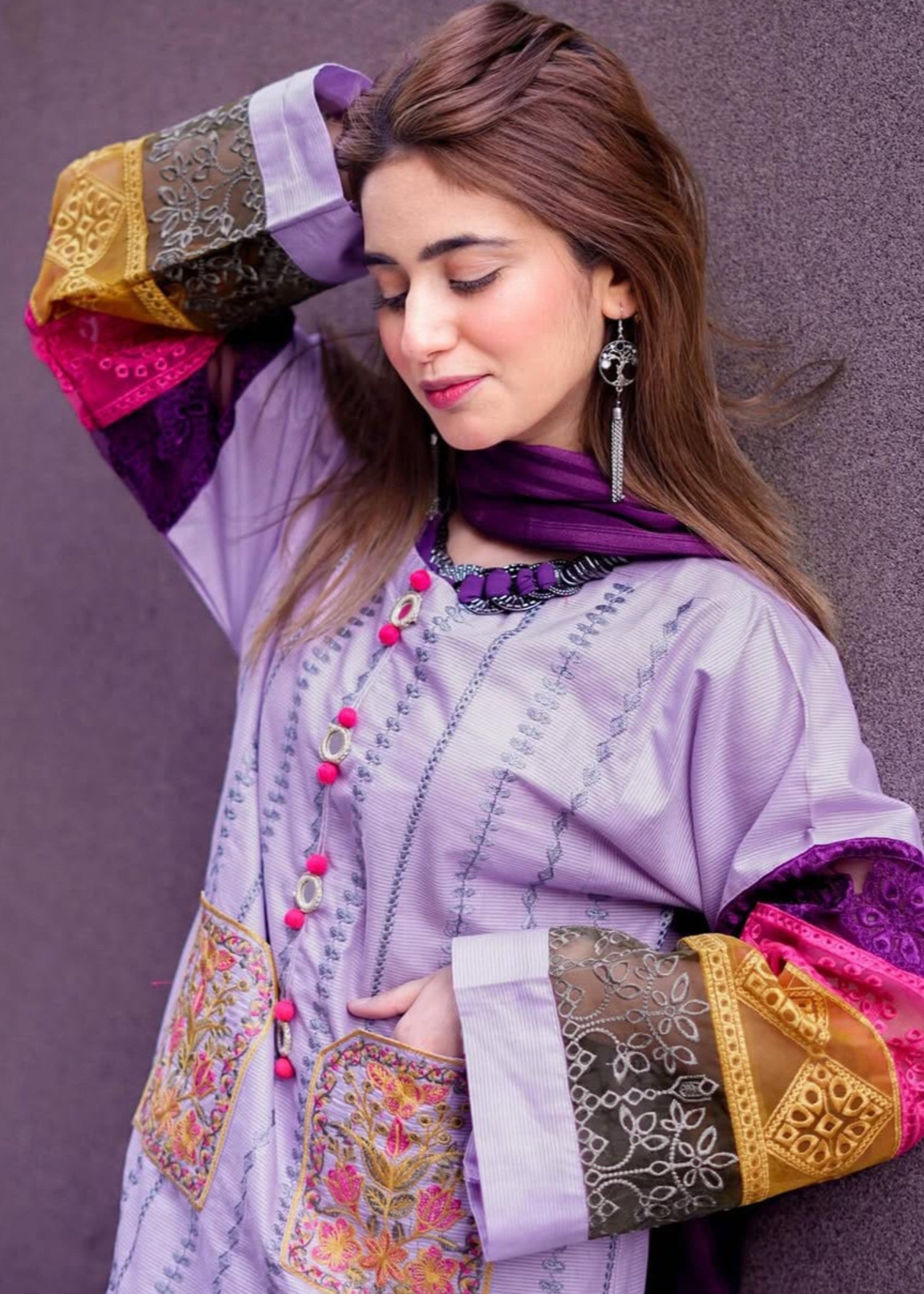 Haraj Collections Double Pocket Embroidered Women 2pcs