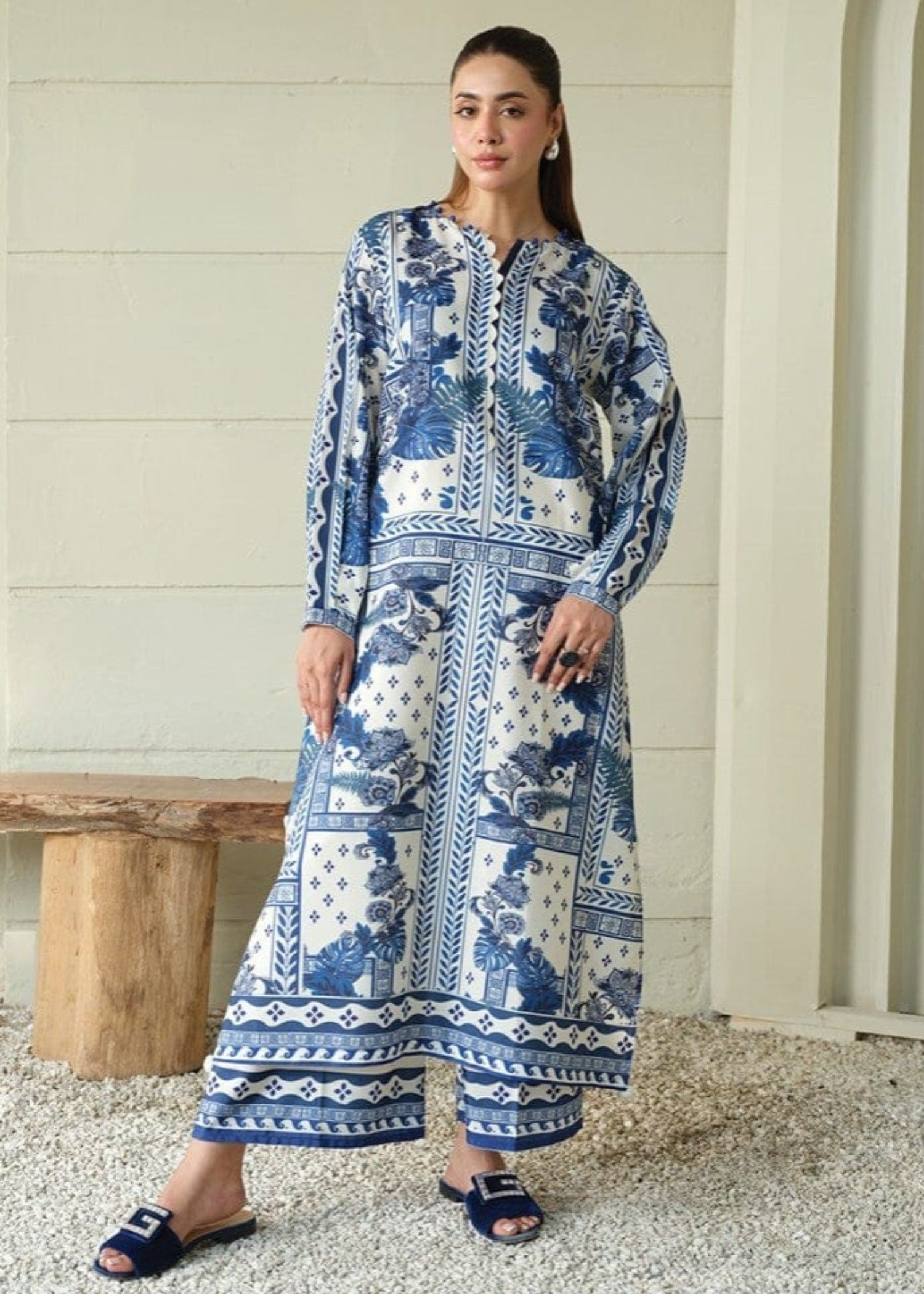 Kala Jora Parizad Women 2pcs