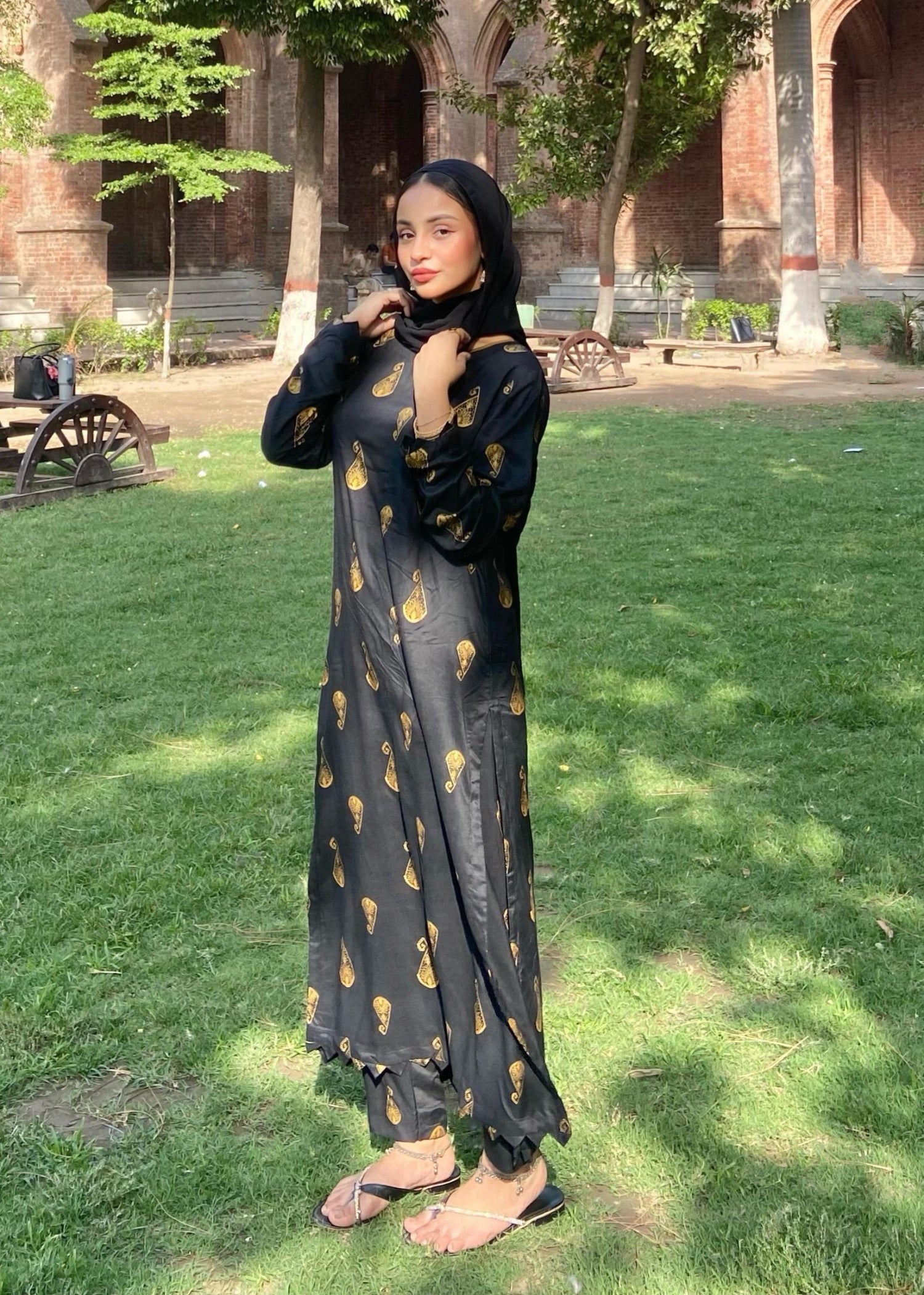 B.K Clothings NOORAH Women 2pcs