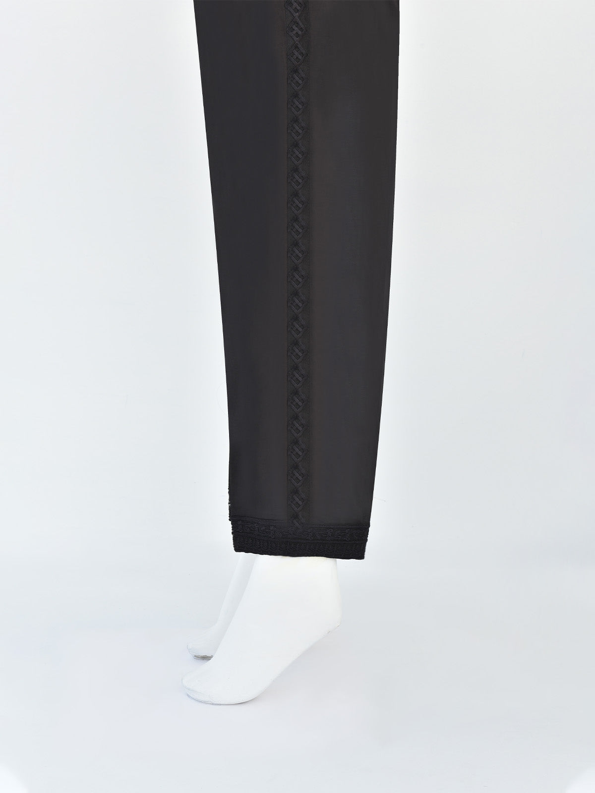 Oaks By Star Textile Mills Women Black Lawn Trouser OWESP 2206031 Women 1pcs