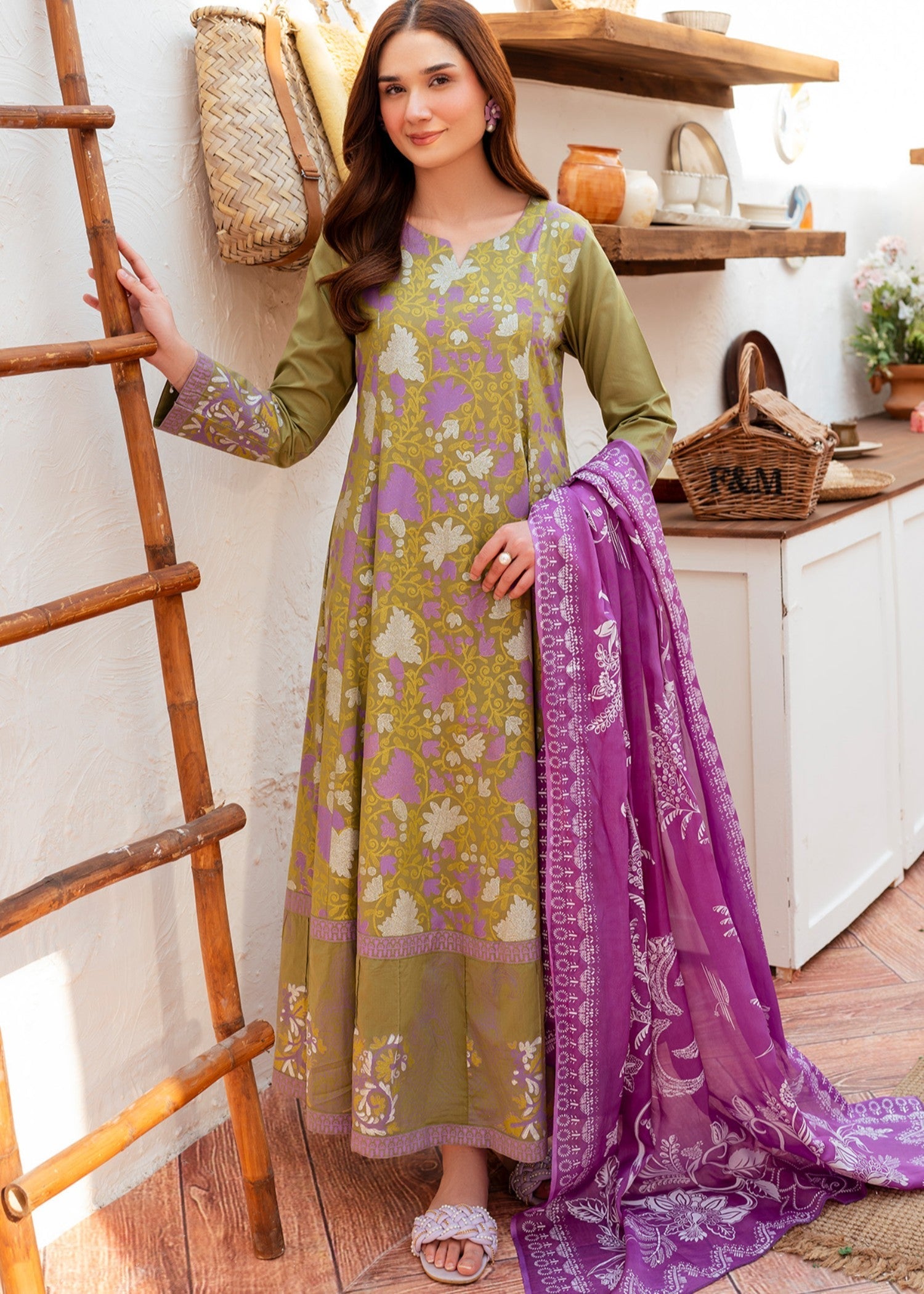 Amphora Nurah Women 2pcs