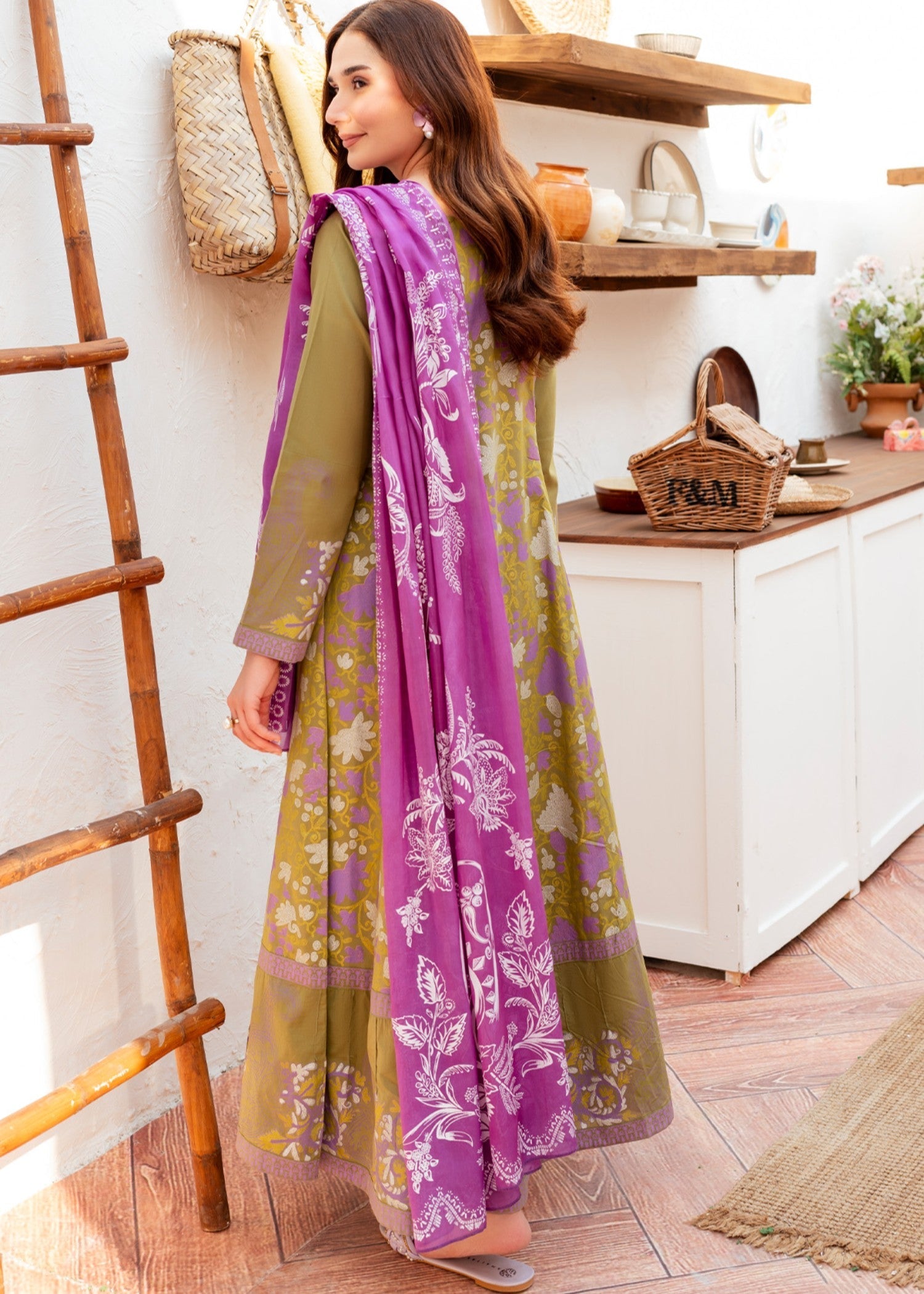 Amphora Nurah Women 2pcs