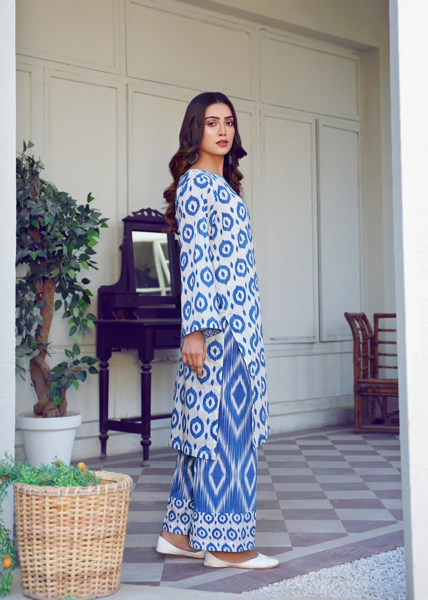 Qurb Zambak Women 2pcs