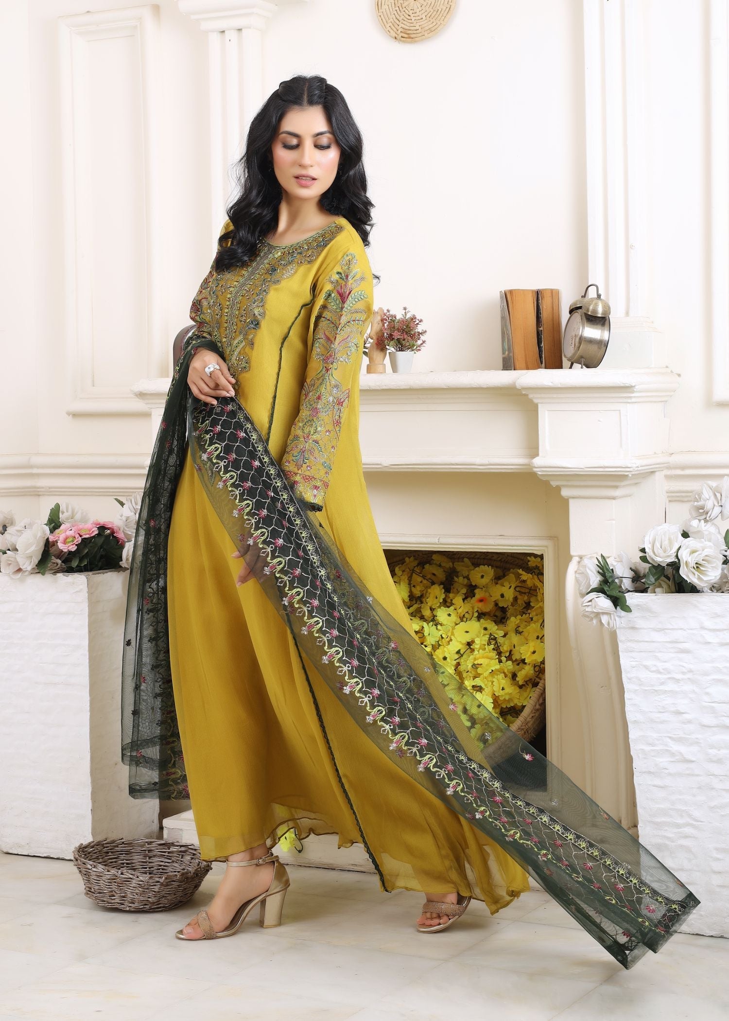 Pehnawa By Bin Akram’s GILDED GARDEN CHIFFON Women 3pcs