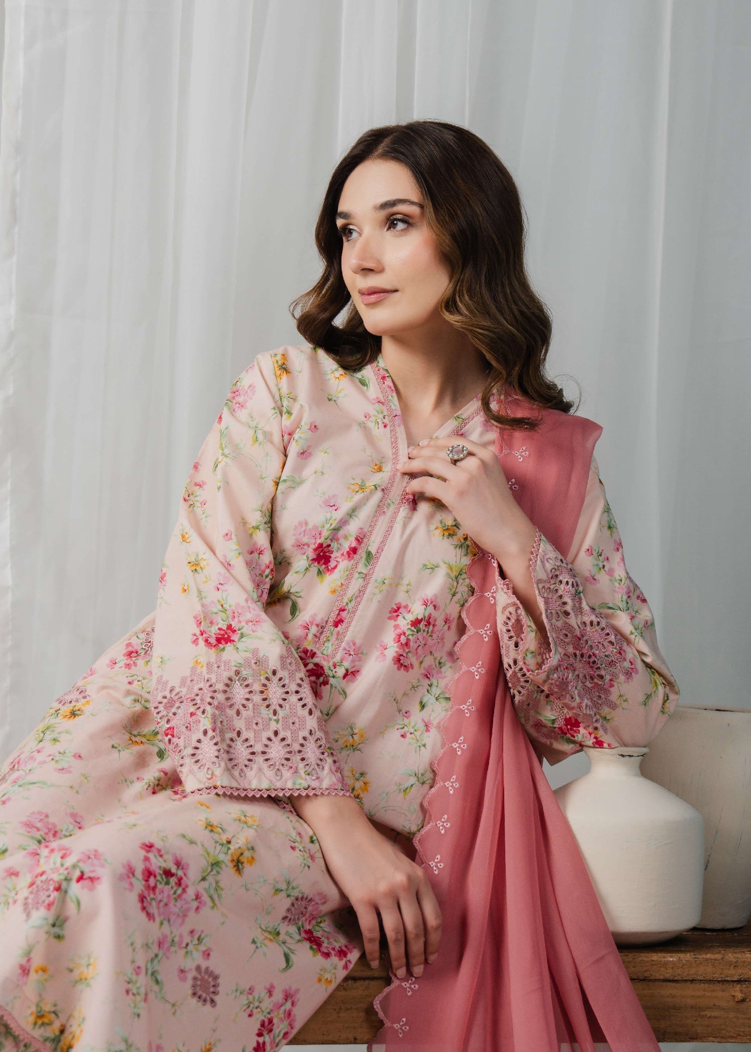 Buzzazi Blush Pink Printed Suit Women 3pcs