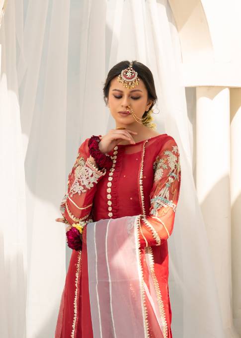 Hem Lotus Outfit Maroon Women 4pcs