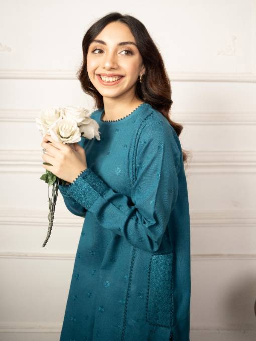 Thread 21 Cerulean Women 2pcs