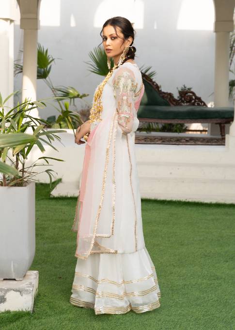 Hem Lotus Outfit White Women 4pcs