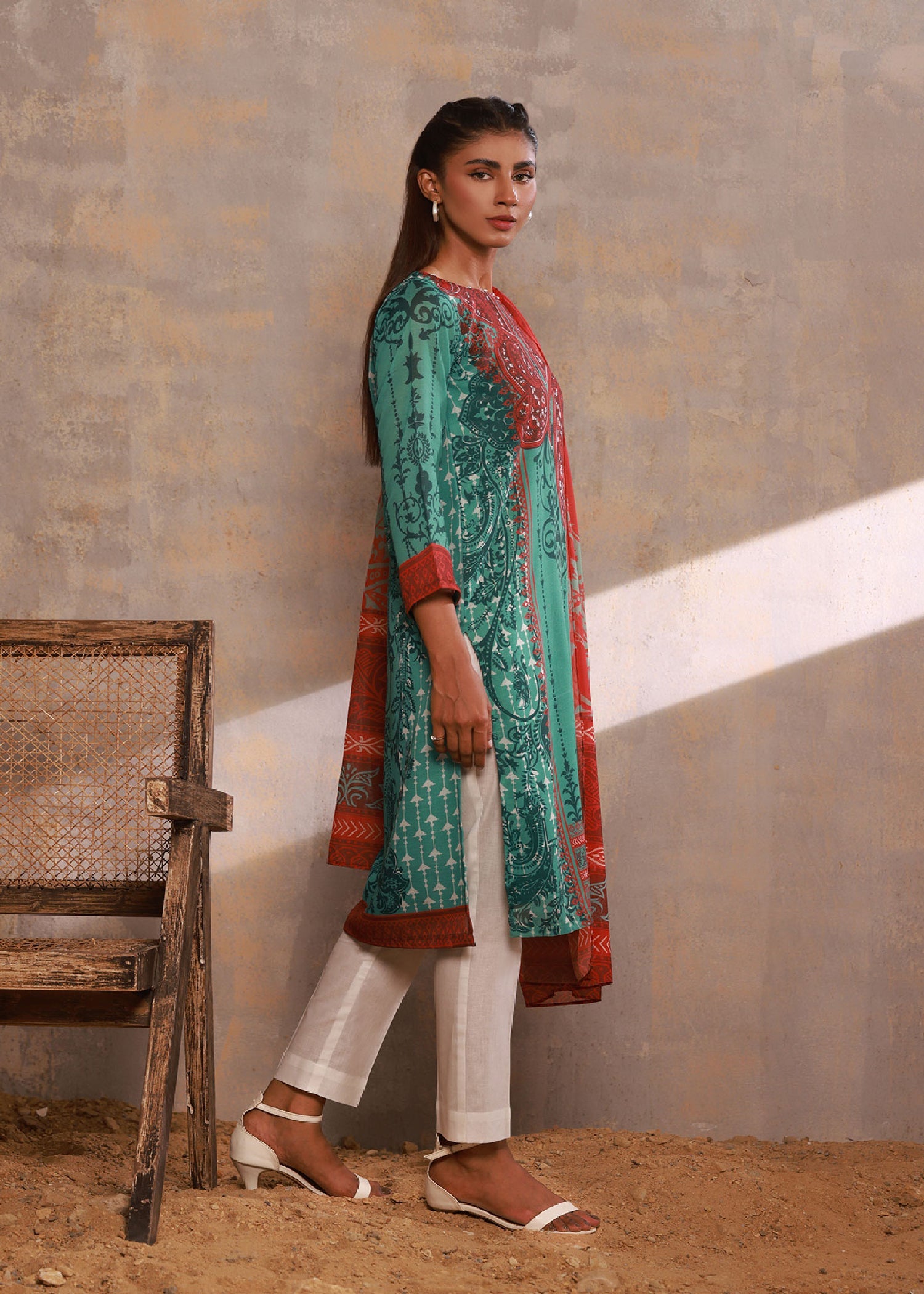 Kurta Corner Serie Women 3pcs