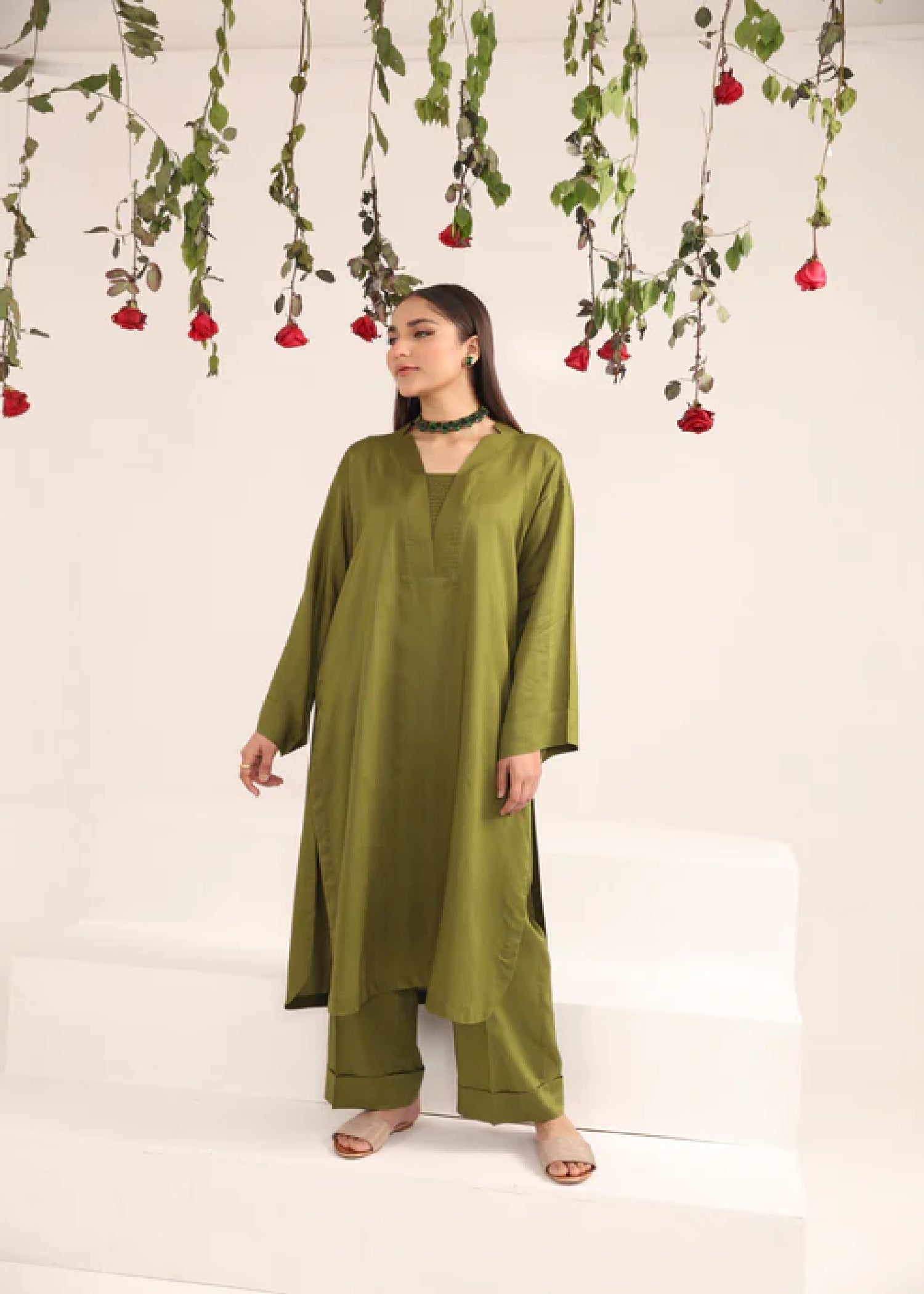 Ghulabri ELEGANCE Women 2pcs