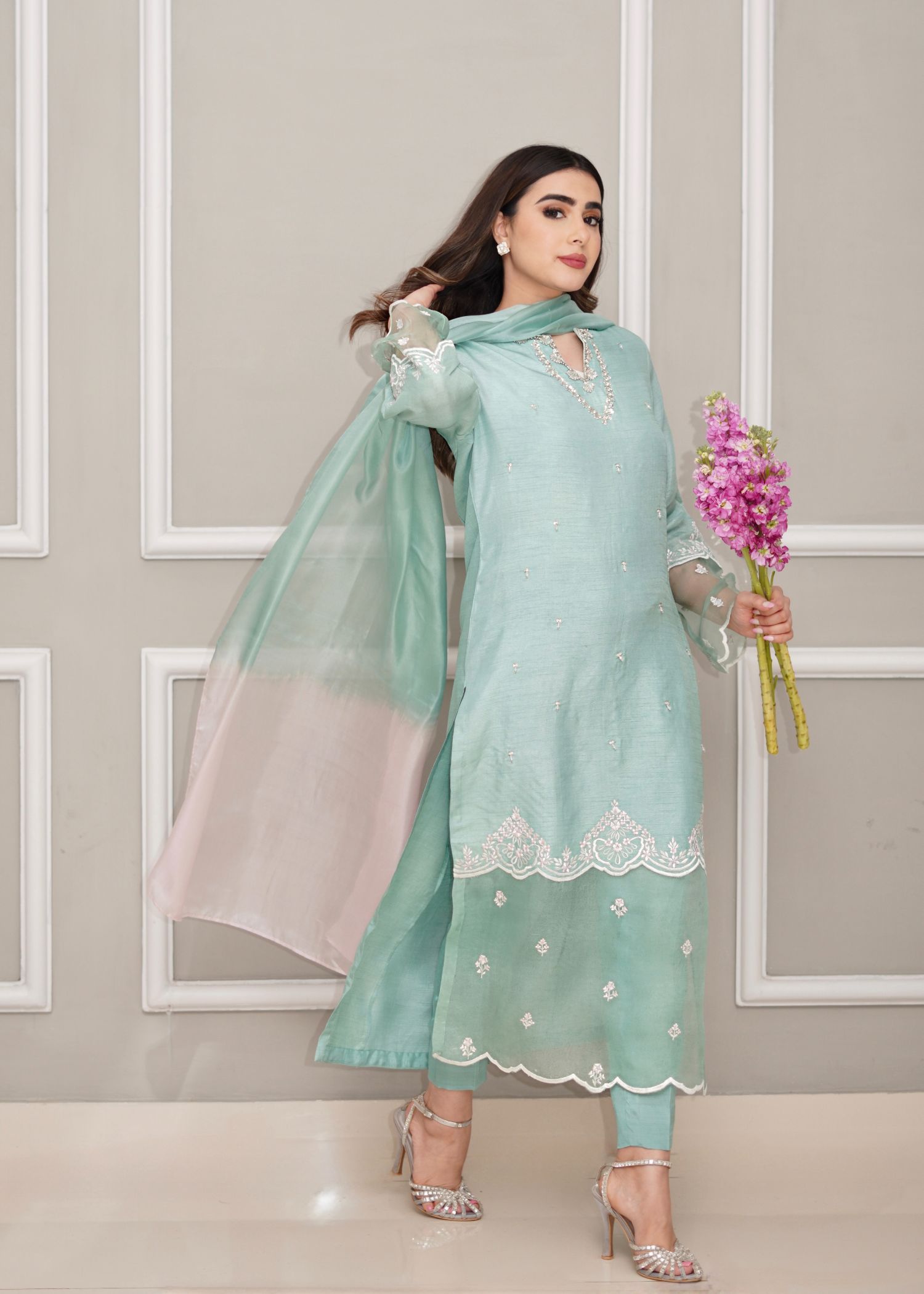 Hues Atelier Pale Green Fit Women 3pcs