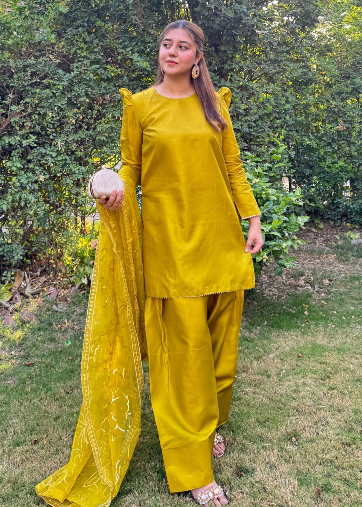 Laal Clothing NLC 062 Farshi Shalwar Women 3pcs