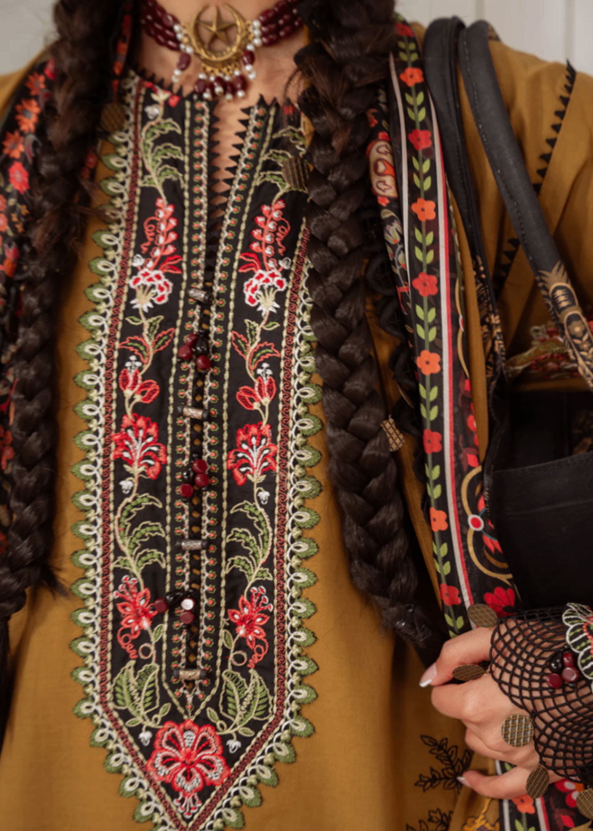 Saira Rizwan SR NAZLI A 25 06 Women 3pcs