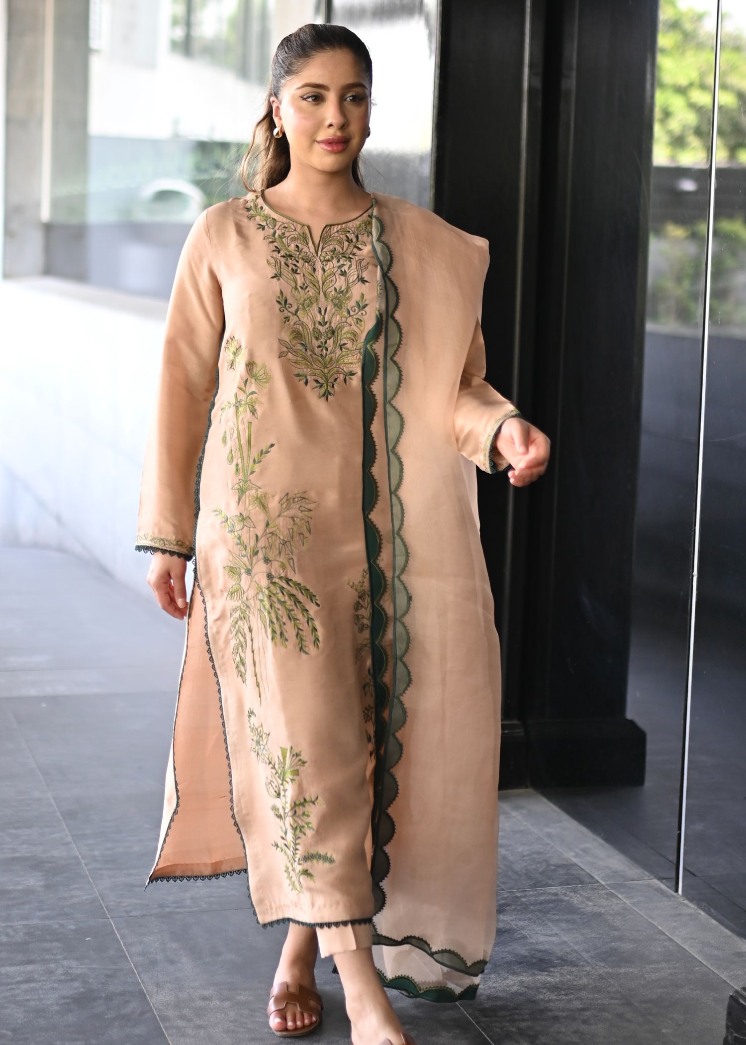 Hues Atelier Garden Dreaming Women 3pcs