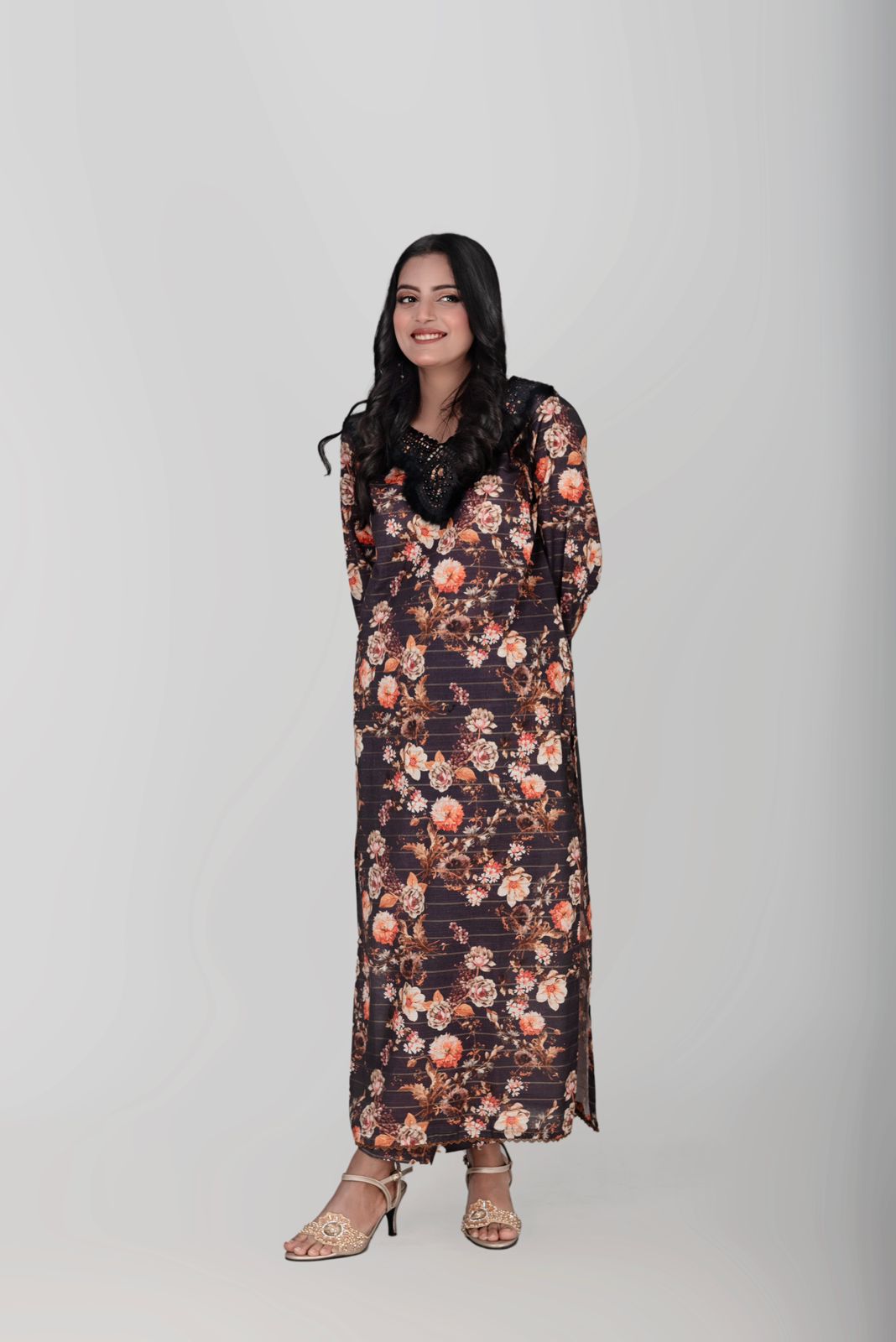 A&J W.E black Women 2pcs