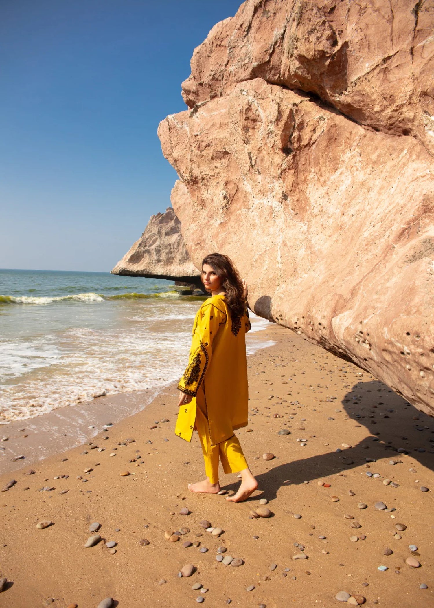 Meeraki Sunglow Women 2pcs