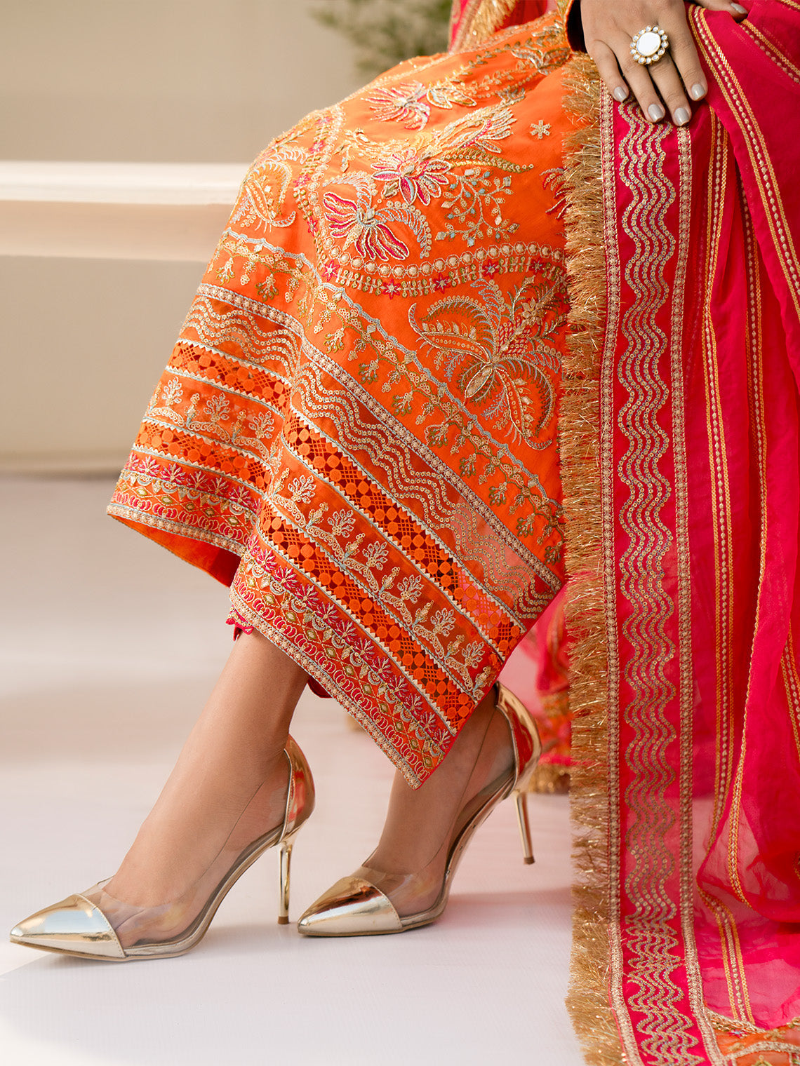 Fozia Khalid Ayika Women 2pcs