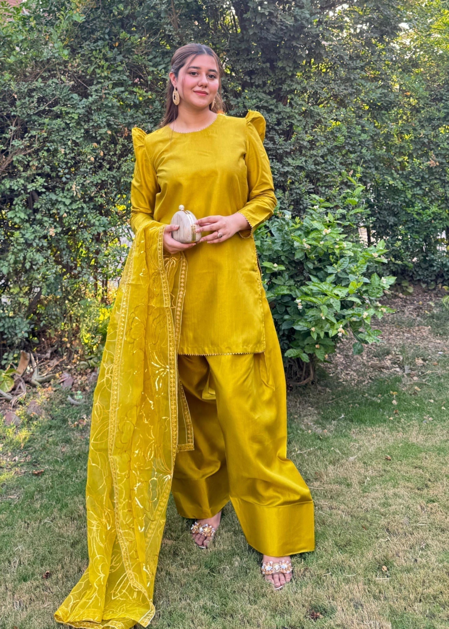 Laal Clothing NLC 062 Farshi Shalwar Women 3pcs