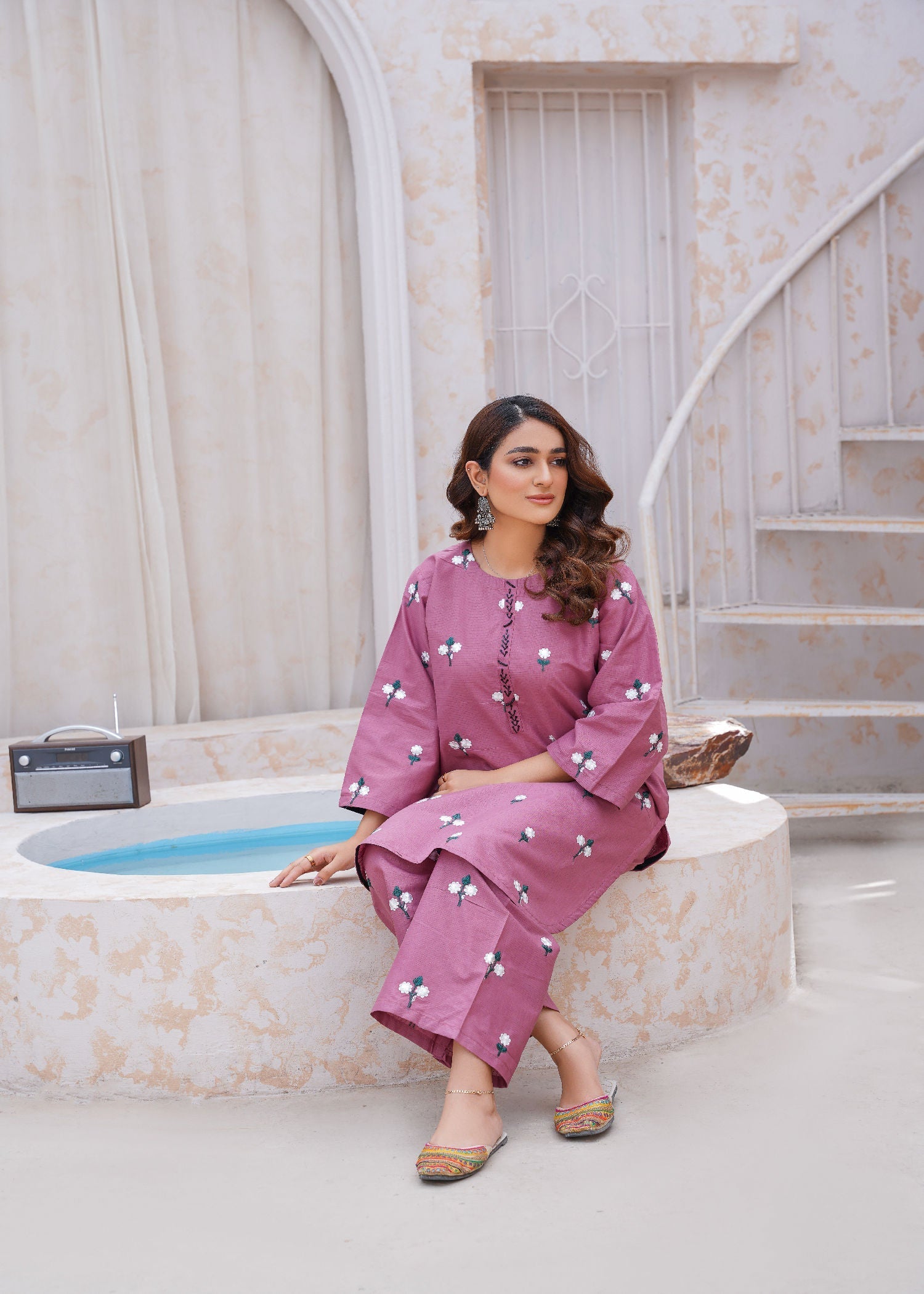 Rang Riwaj Tahzeeb stitched Women 2pcs