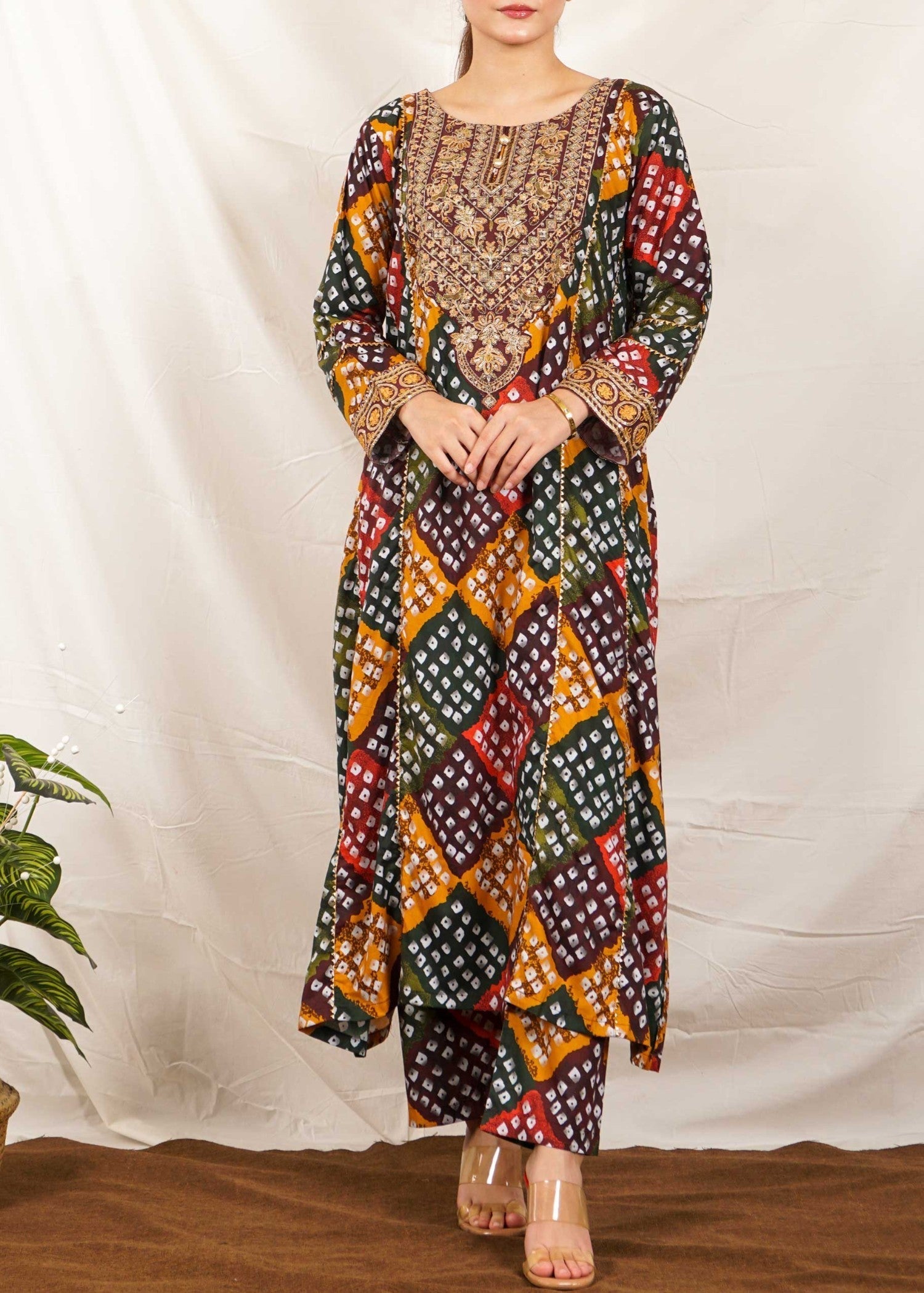 Pret Diaries Chuneri Embroidered Women 2pcs