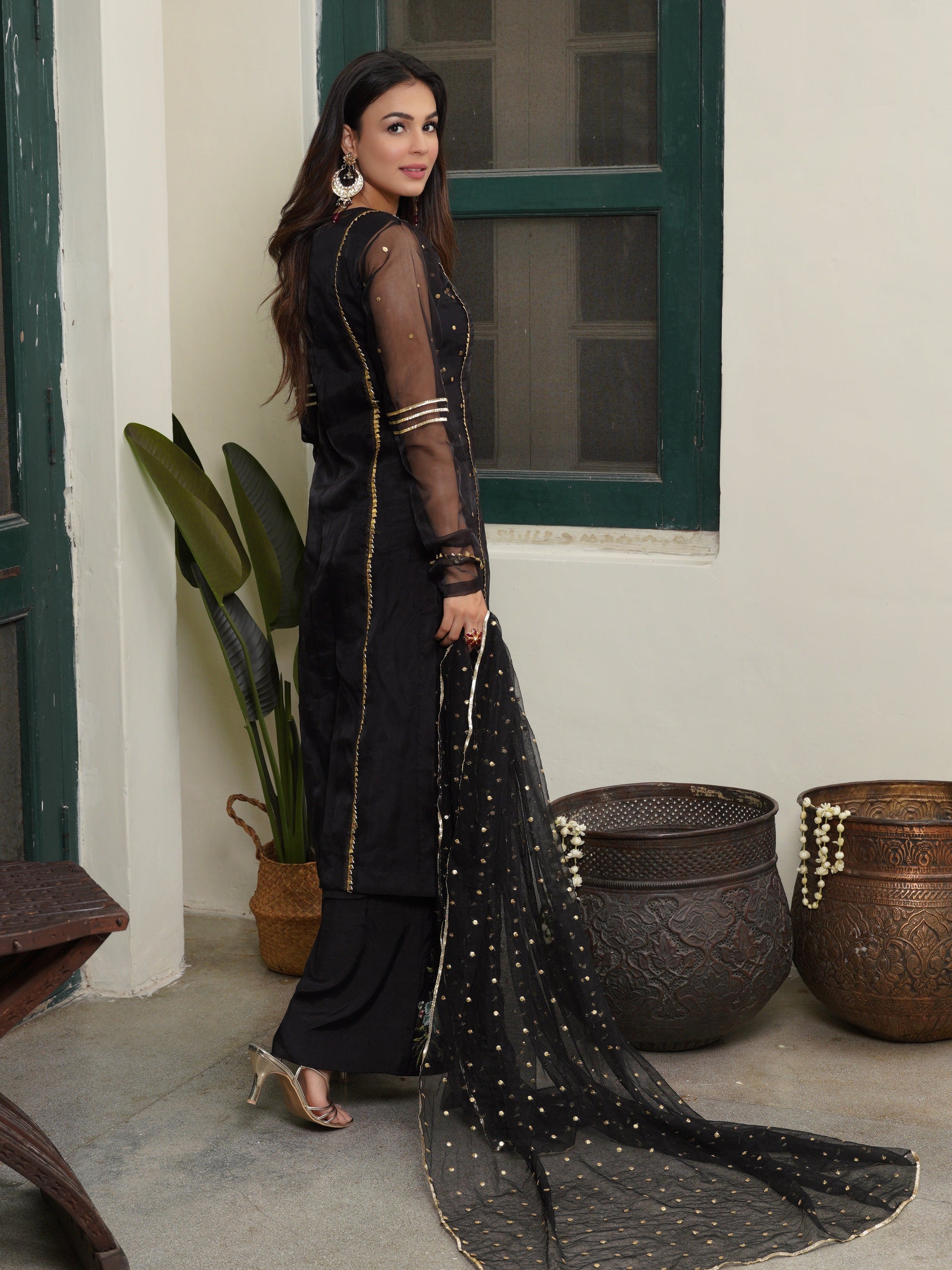 Hem DAISY OUTFIT Black Women 4pcs