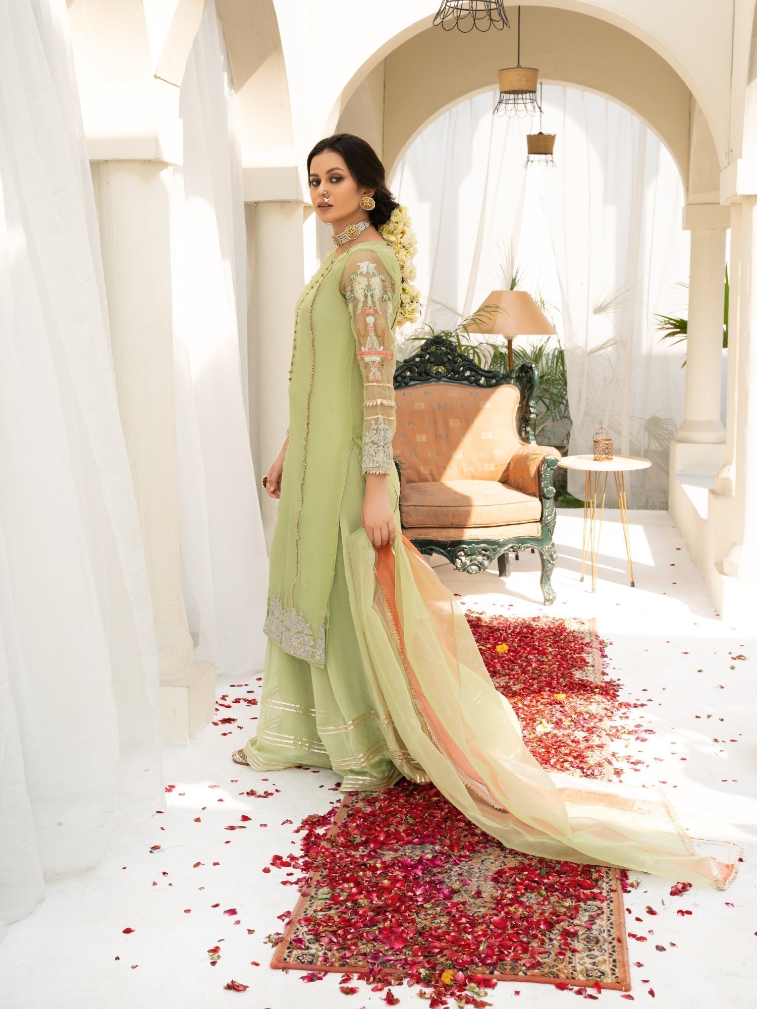 Hem Lotus Outfit Light Green Women 4pcs