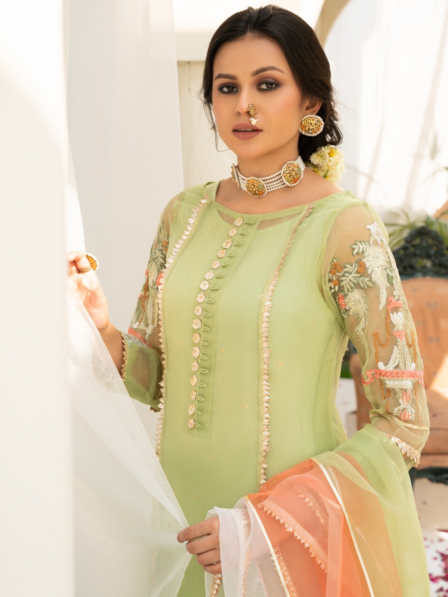 Hem Lotus Outfit Light Green Women 4pcs