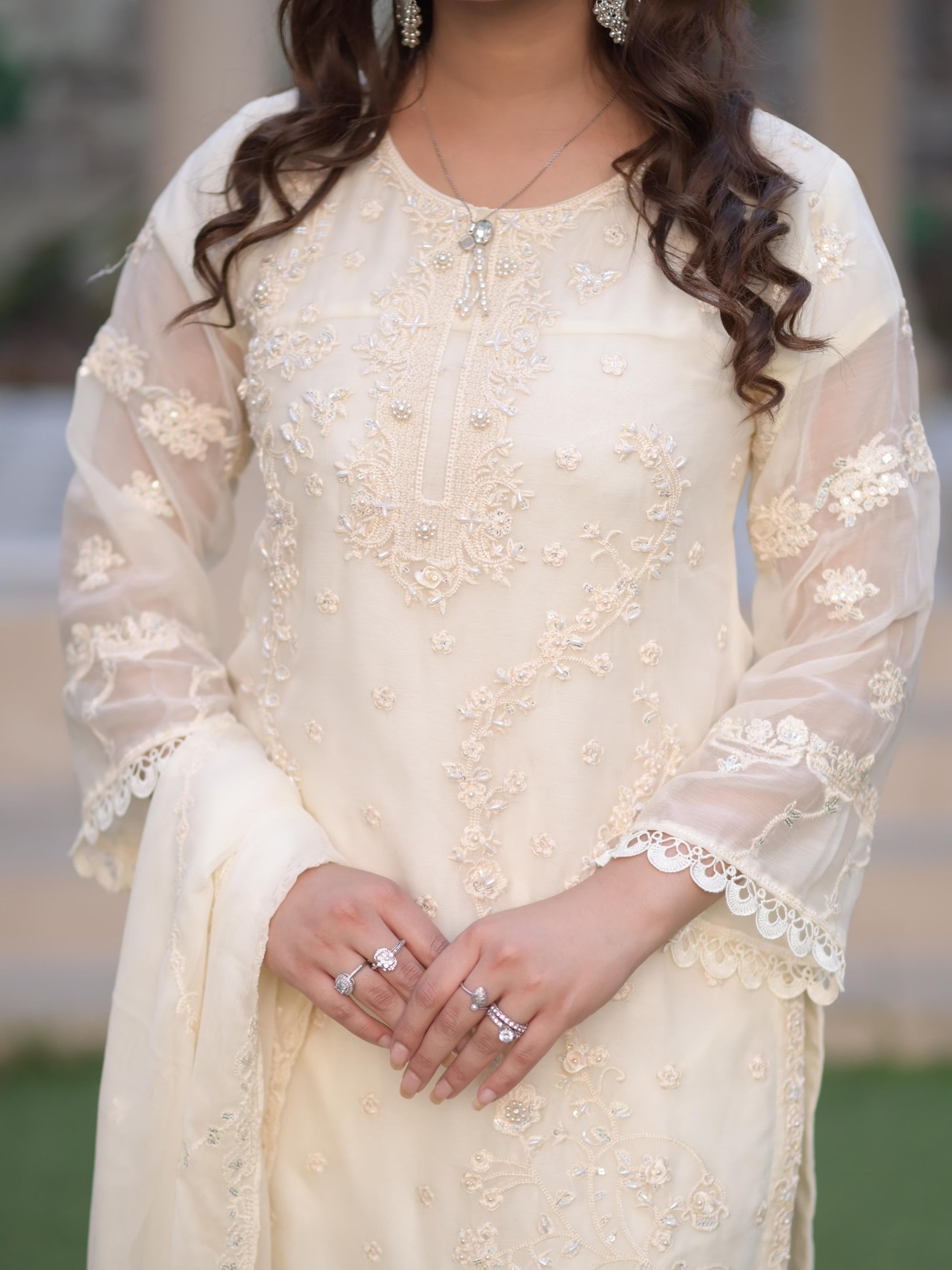 Mishkaat Clothing Reha Creamy Women 3pcs