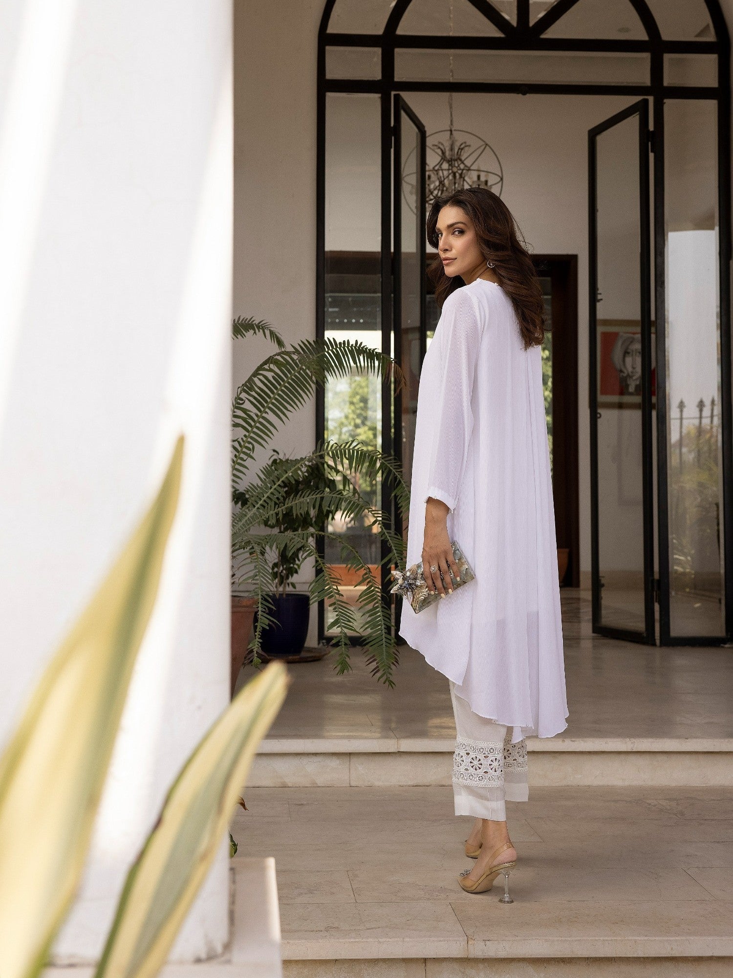 Ain an 82 white Women 2pcs