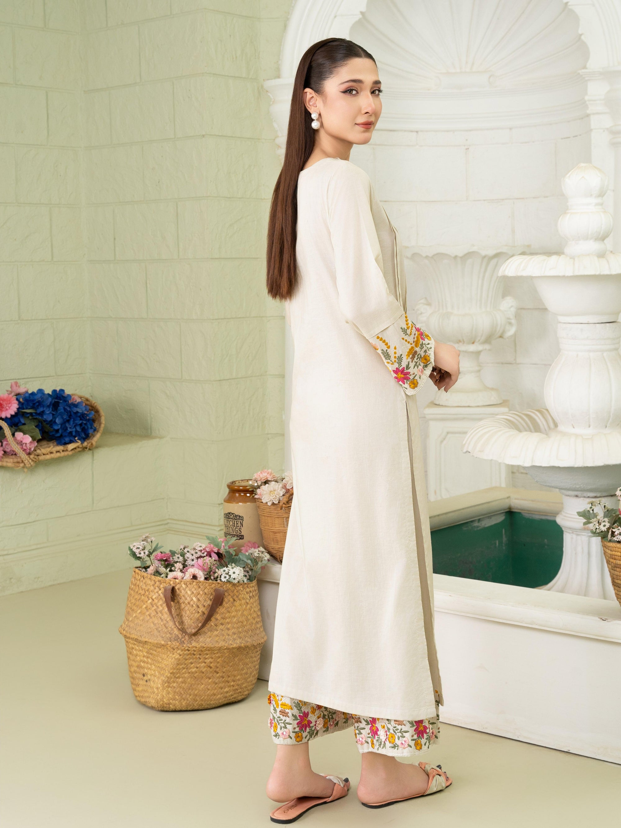 Sahibas By Mirza Gulejahan Ivory Women 2pcs