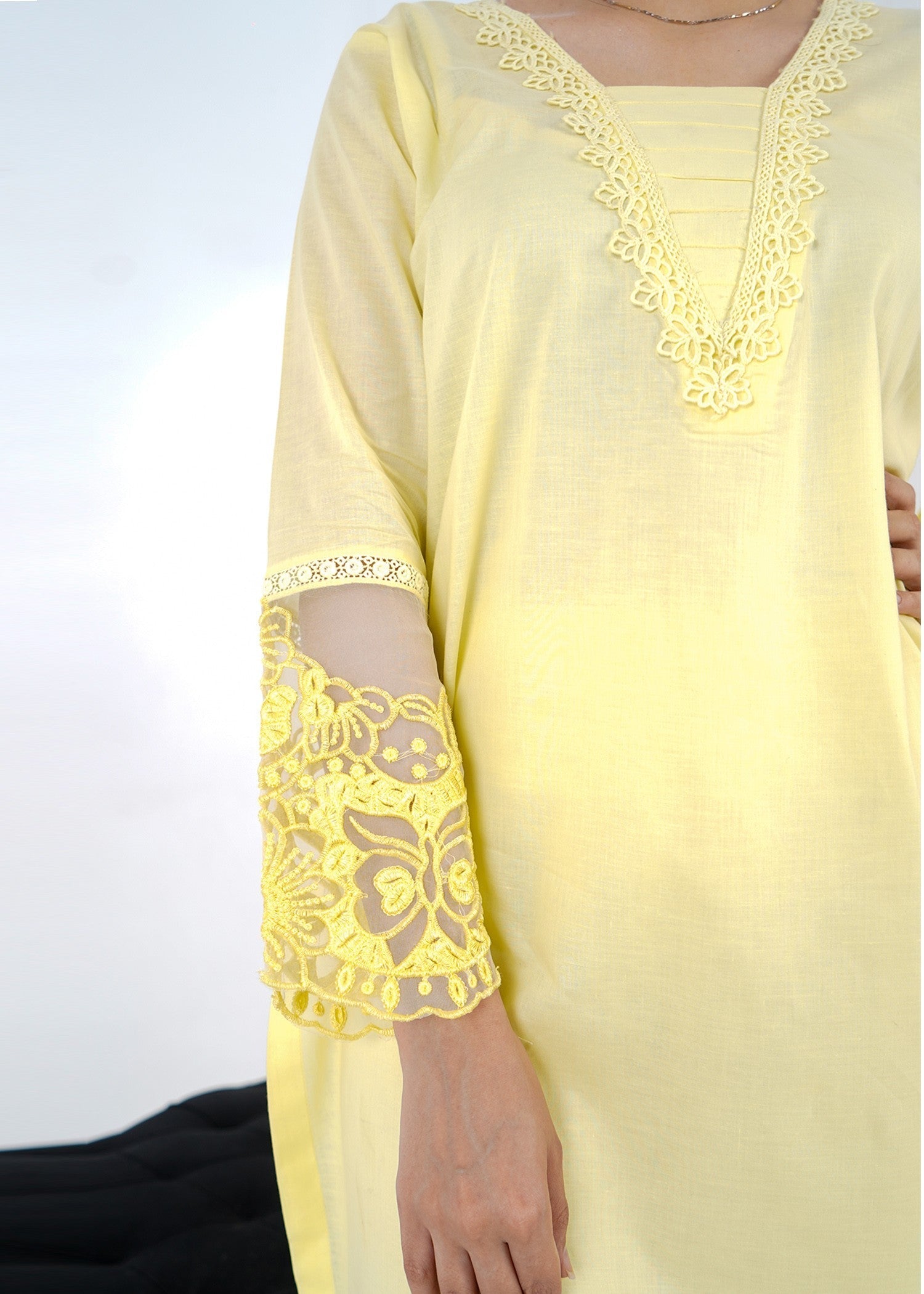 Arsh Apparel KIARA Women 3pcs