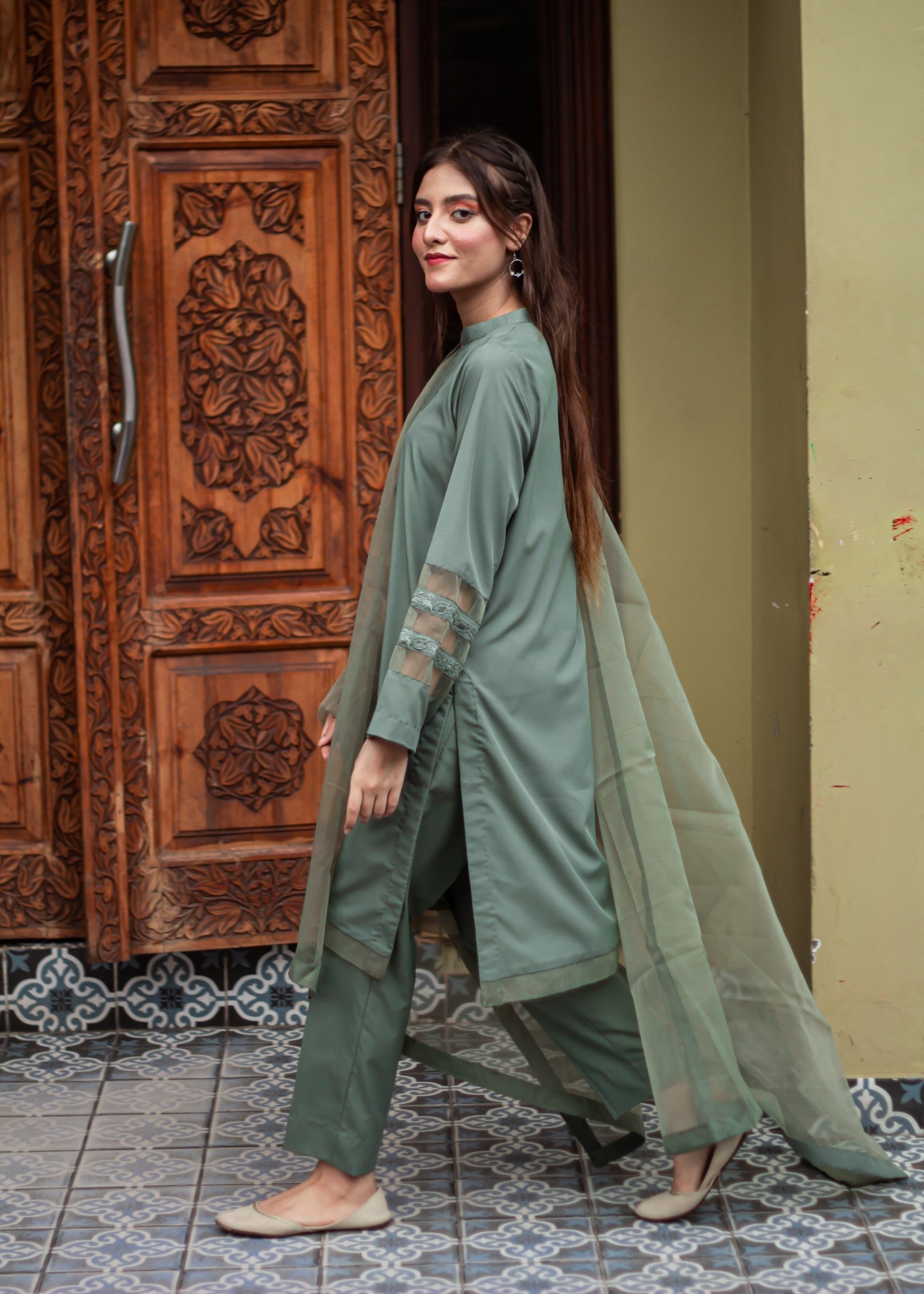 Zauk Green Three Piece Embroidered Dress Women 3pcs