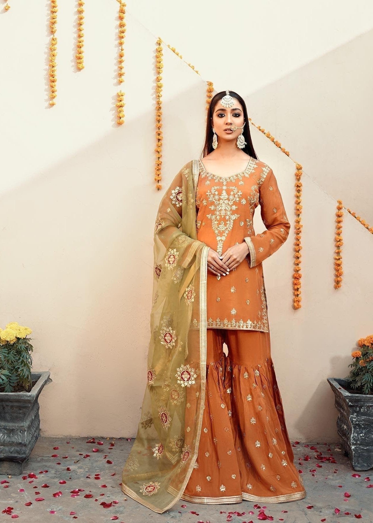 Akhrot Clothing Rust Gharara Women 3pcs