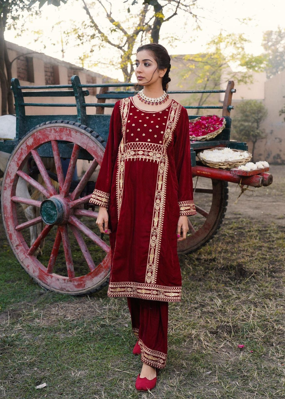 Akhrot Clothing Maroon Mehbooba Velvet Women 2pcs