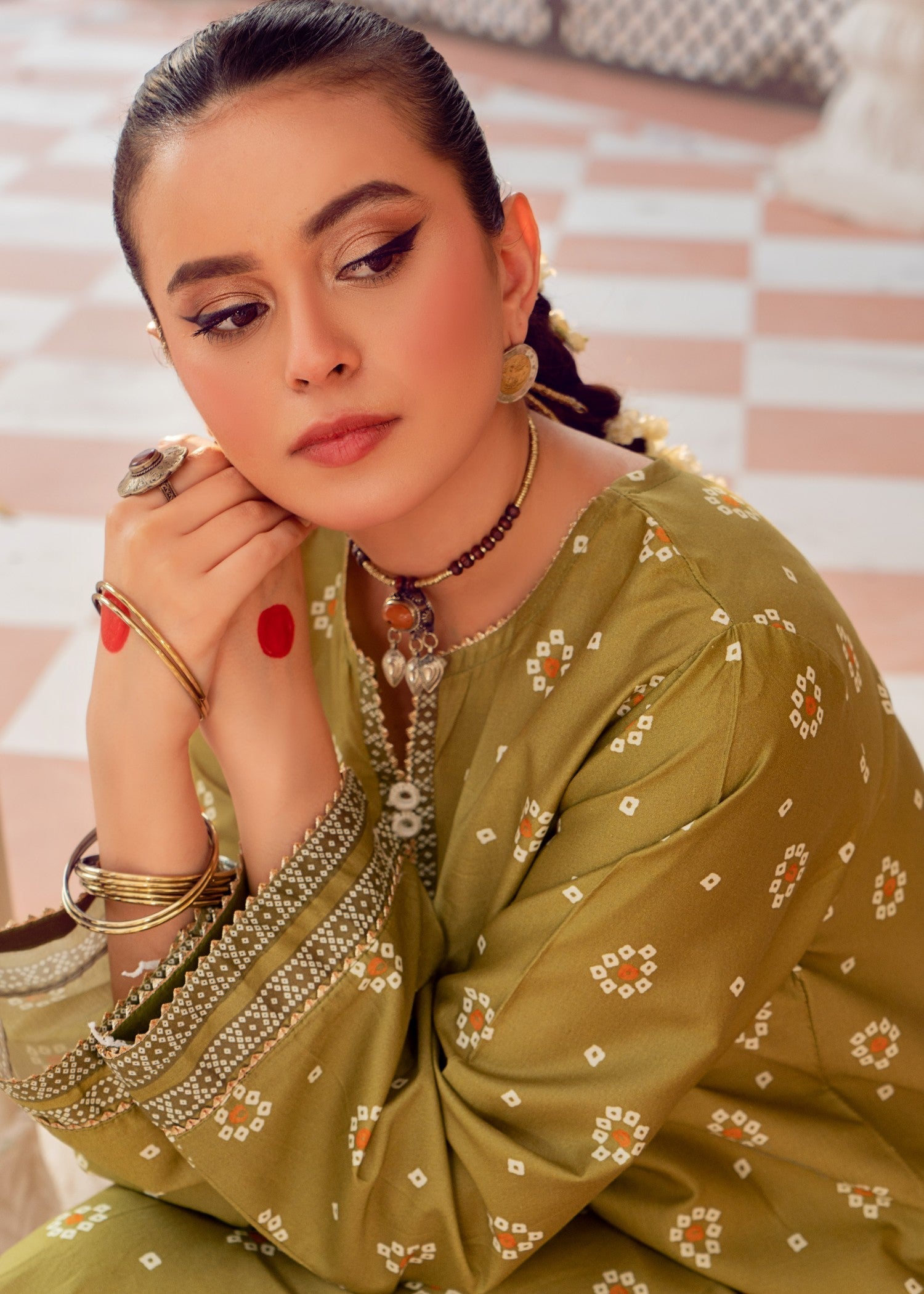 Chandan Nagri KILK Women 1pcs