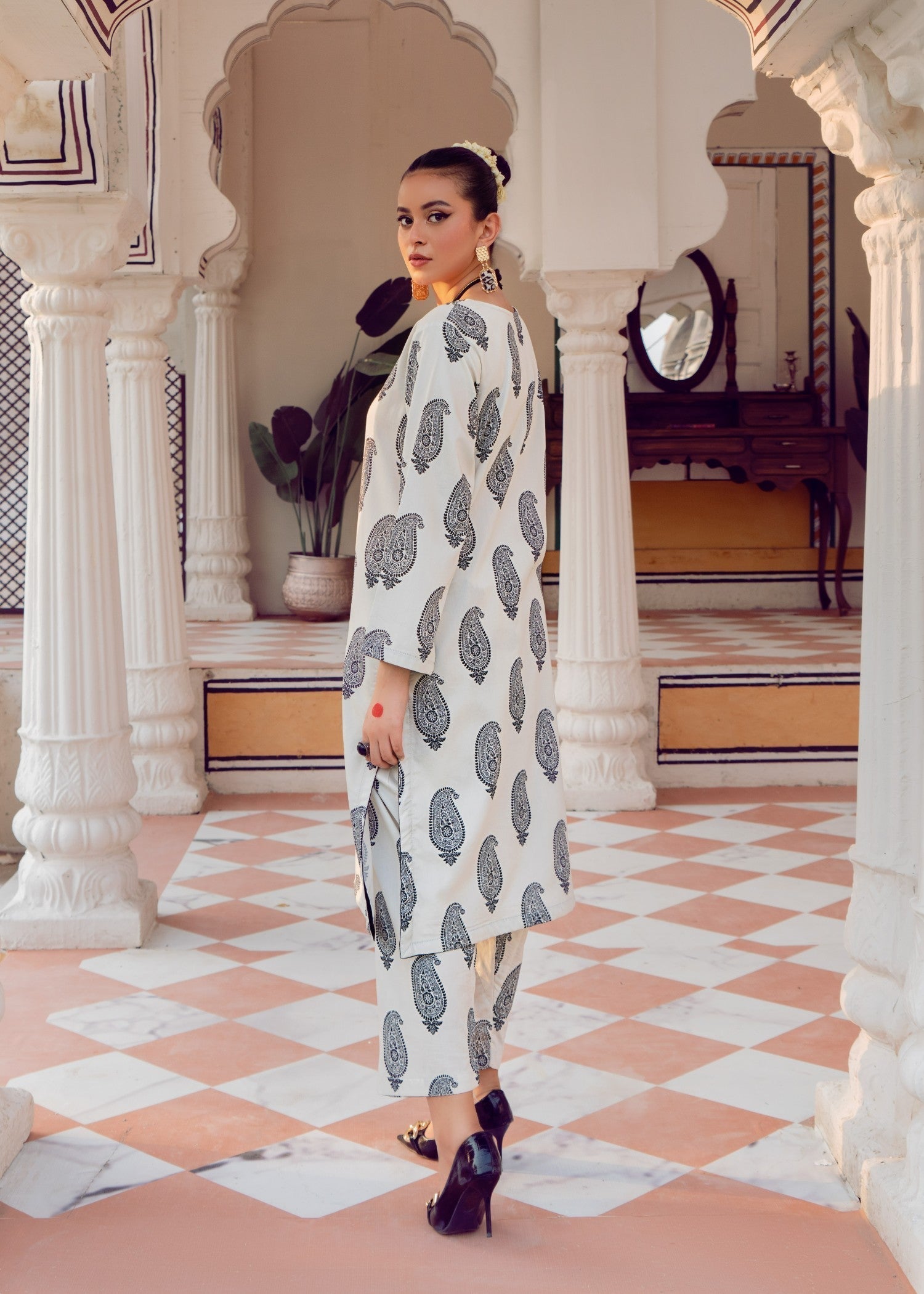 Chandan Nagri DALI Women 2pcs